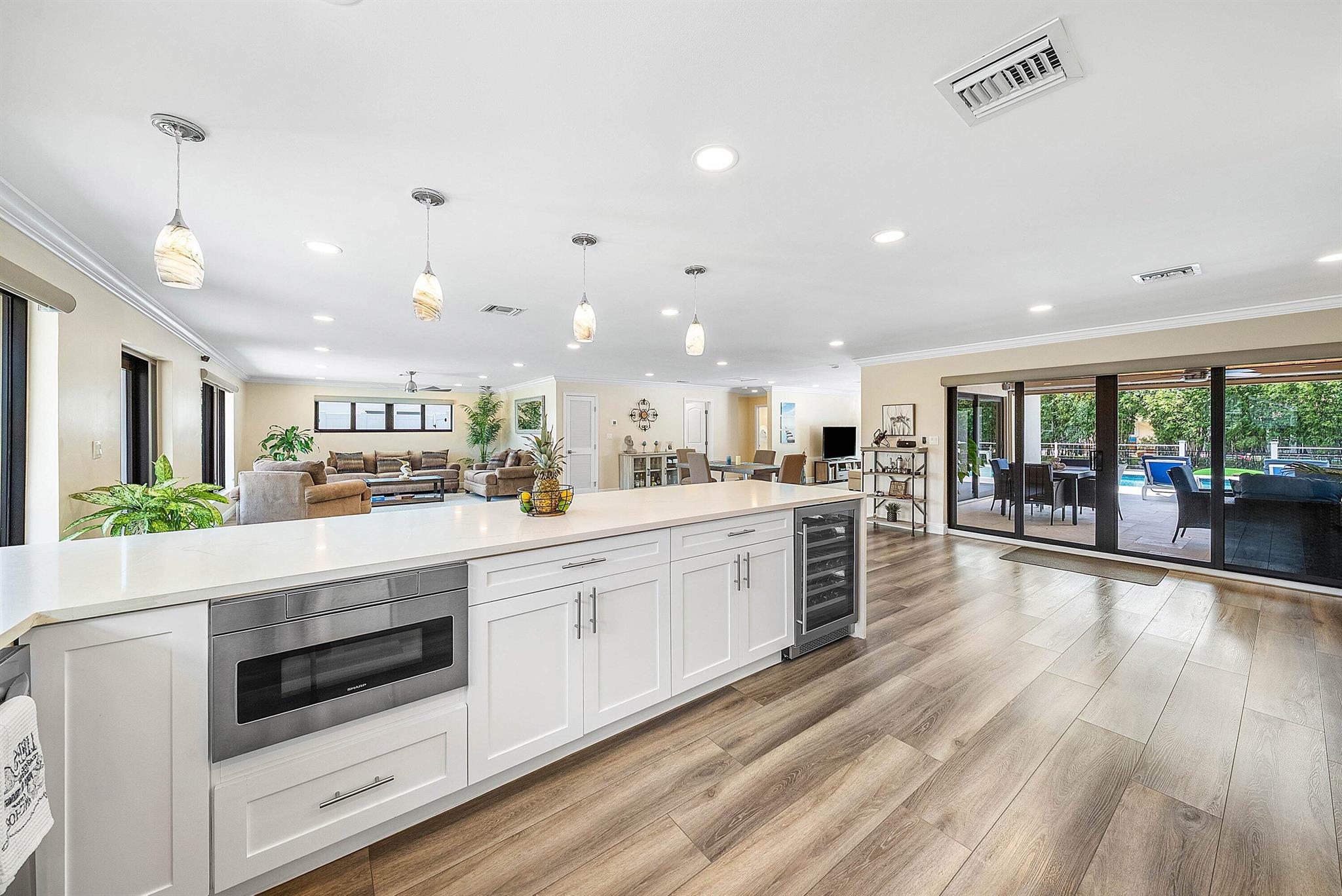 ISLAND ESTS ADD 1 IN - Residential
