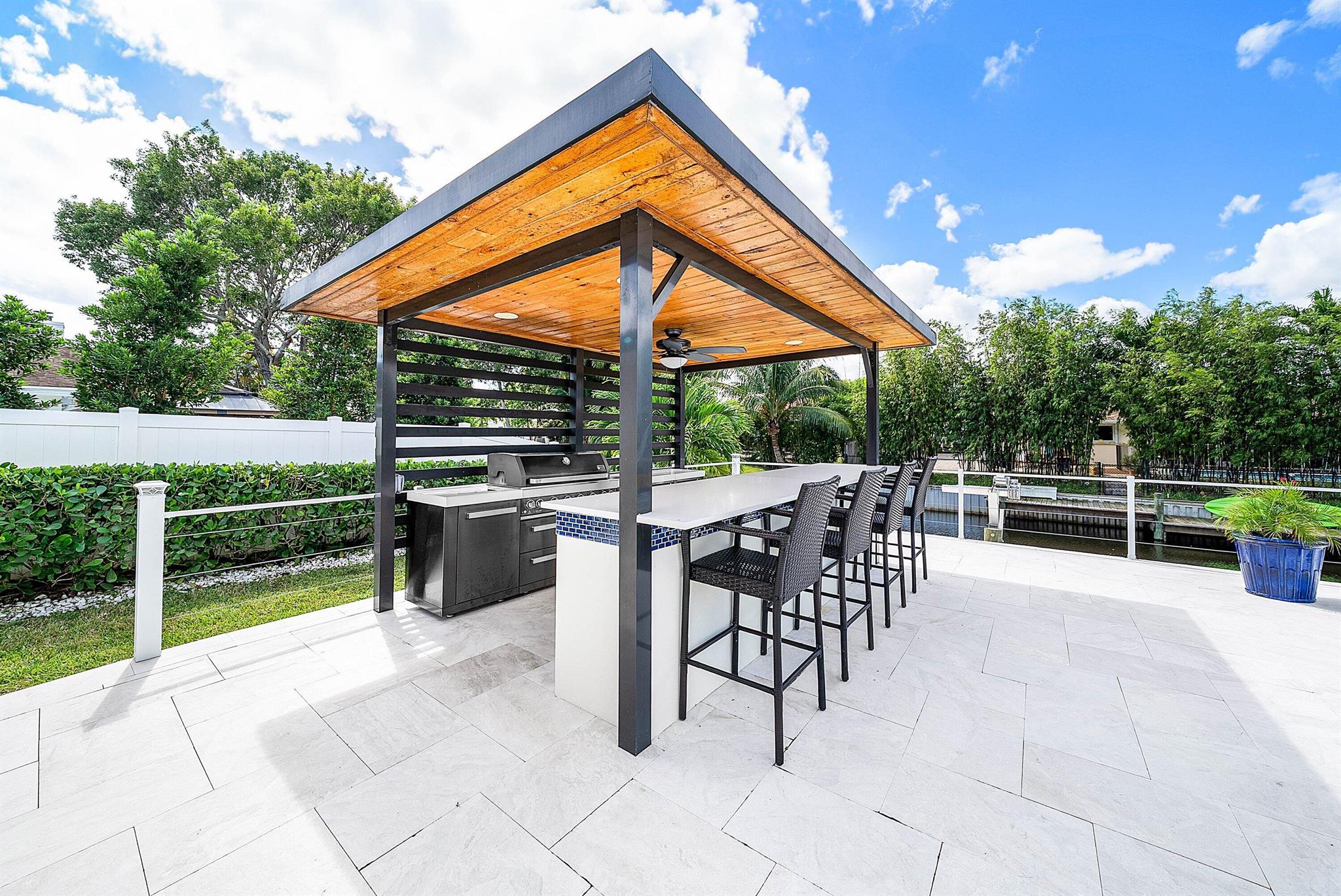ISLAND ESTS ADD 1 IN - Residential