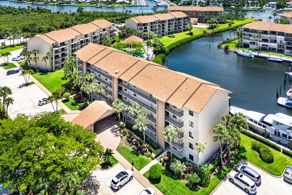Photo of 1301 Seafarer Circle #403, Jupiter, FL 33477 (MLS # B26044330)