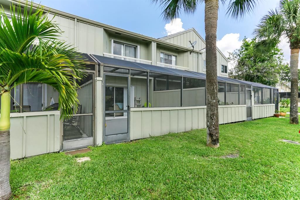 Photo of 6223 Riverwalk Lane #6, Jupiter, FL 33458 (MLS # R10723347)