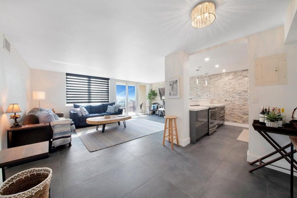 Photo of 2881 NE 33rd Court #5f, Fort Lauderdale, FL 33306 (MLS # R11164455)