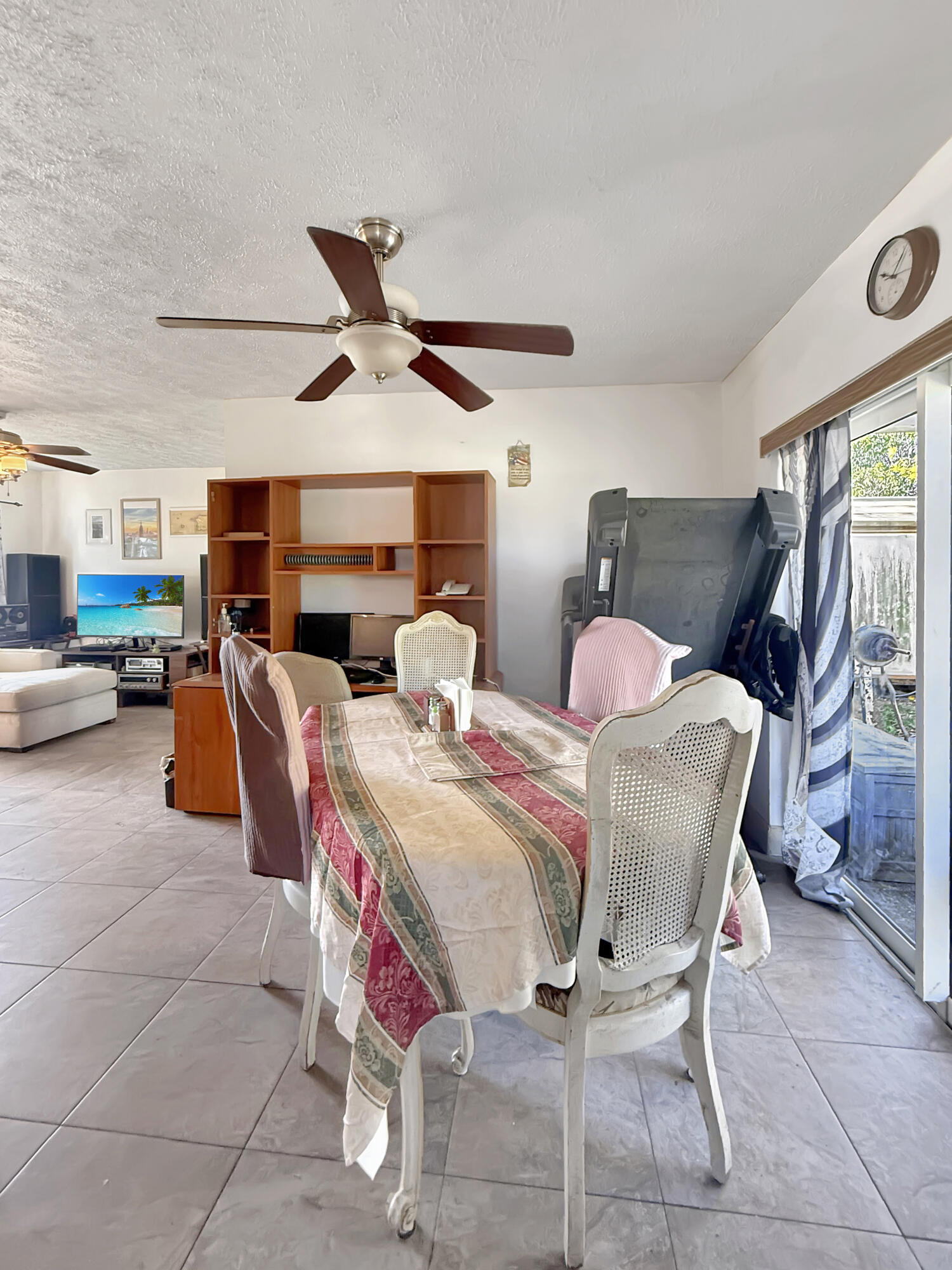 8TH ADDN TO RICHMOND HEIGHTS ESTATES - Residential