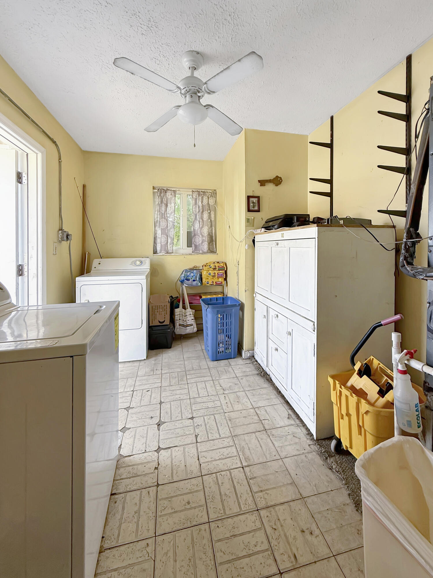 8TH ADDN TO RICHMOND HEIGHTS ESTATES - Residential