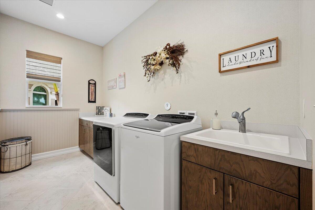 JUPITER COUNTRY CLUB POD - Residential Lease