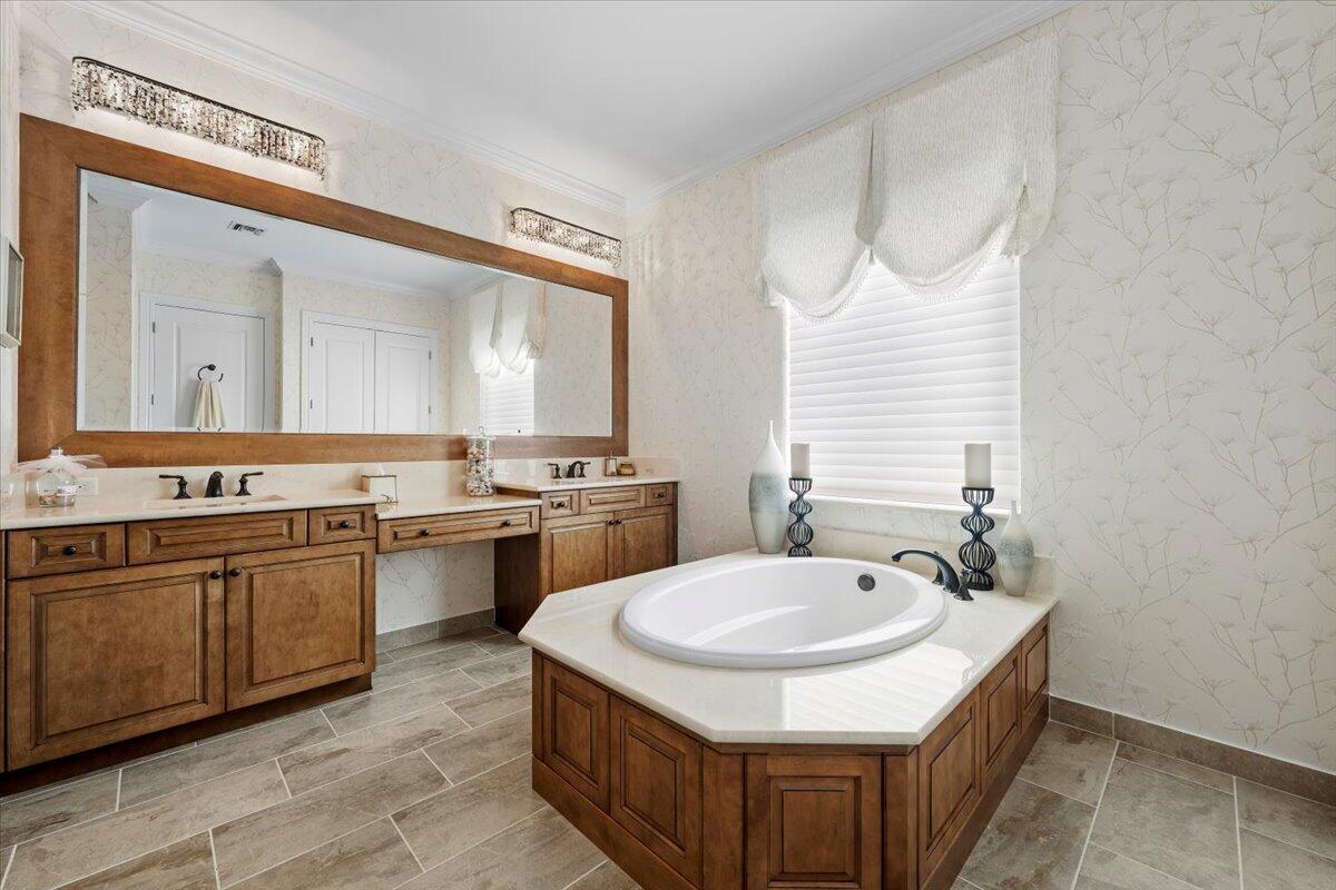 JUPITER COUNTRY CLUB POD - Residential Lease