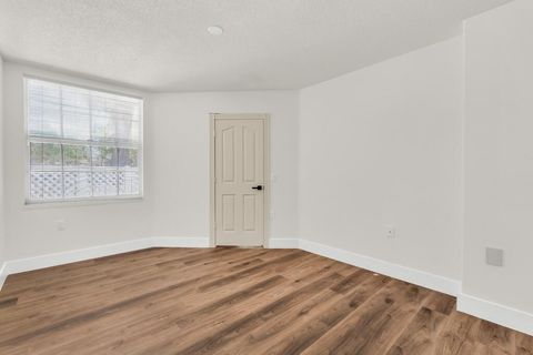 Tiny photo for 8120 Northboro Court #20a, Lake Clarke Shores, FL 33406 (MLS # B26042800)