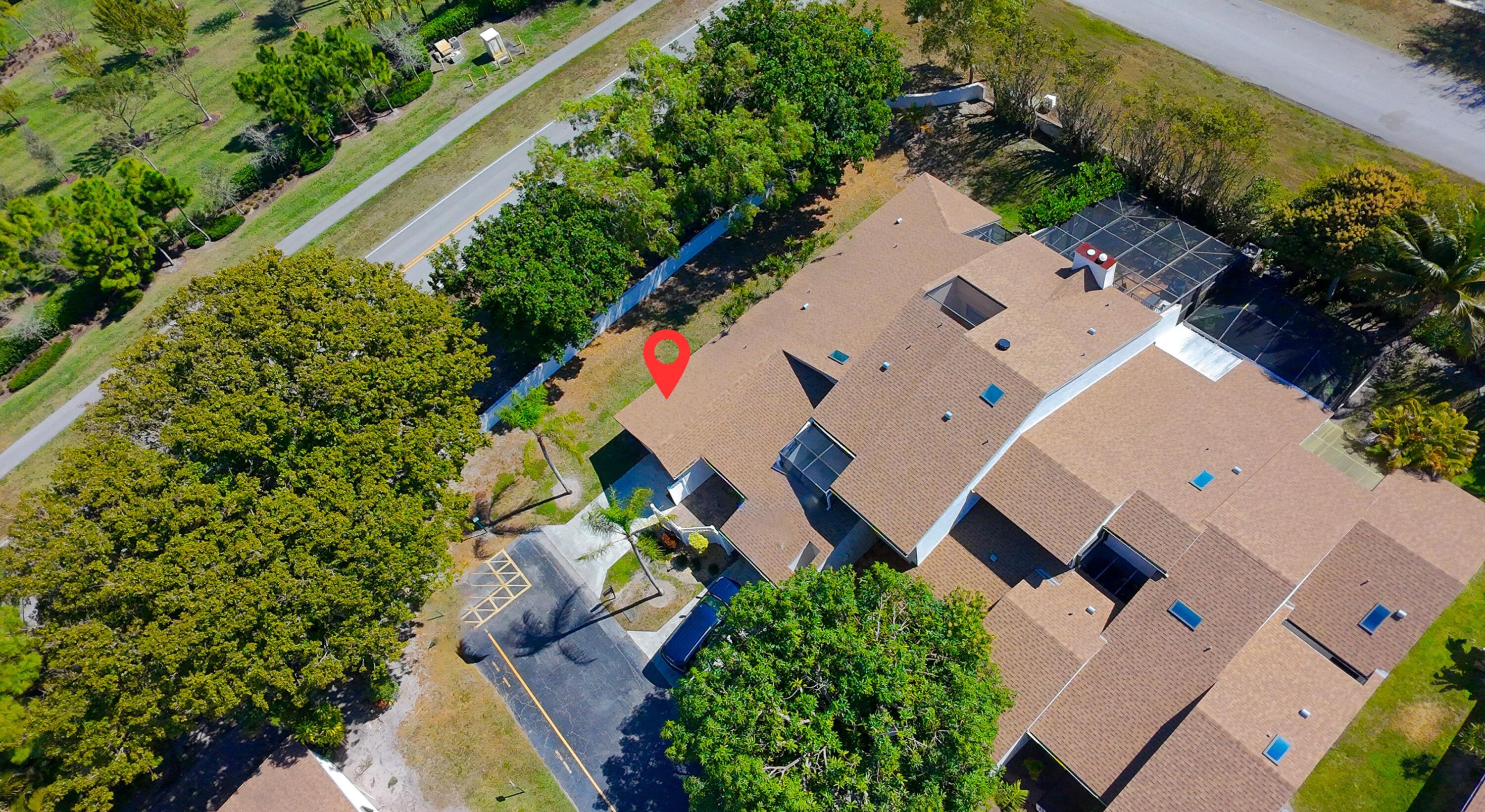 CANARY PALM CLUB - Residential