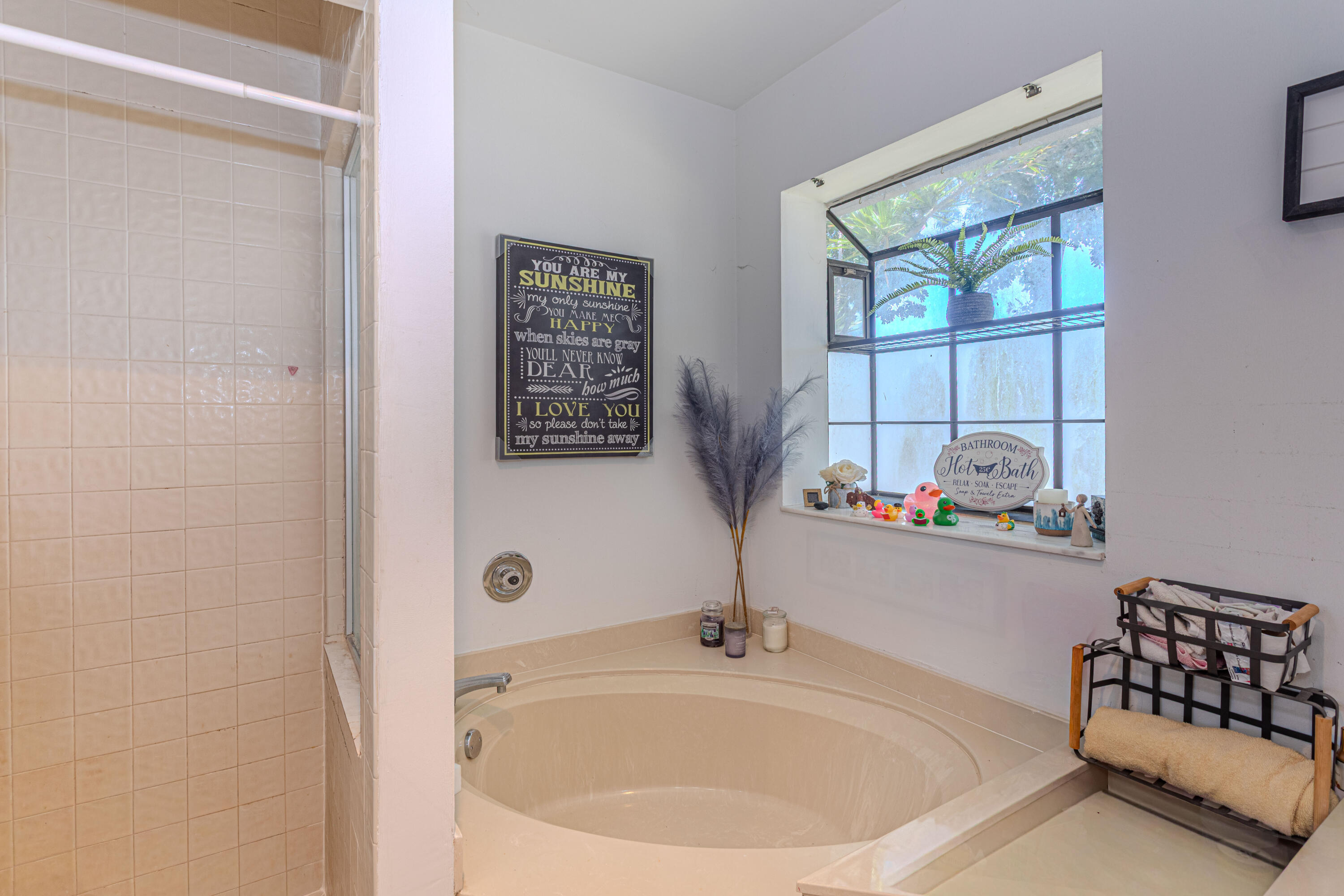 CANARY PALM CLUB - Residential