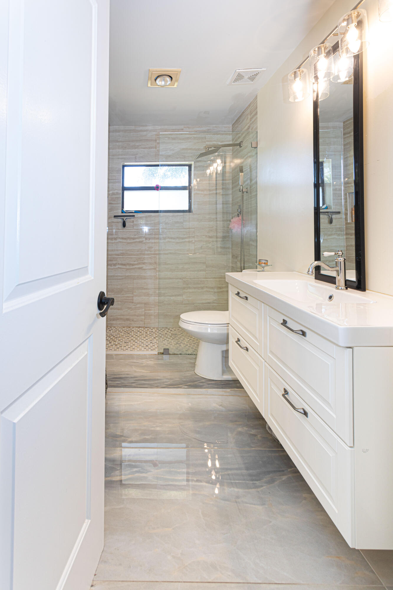 CANARY PALM CLUB - Residential