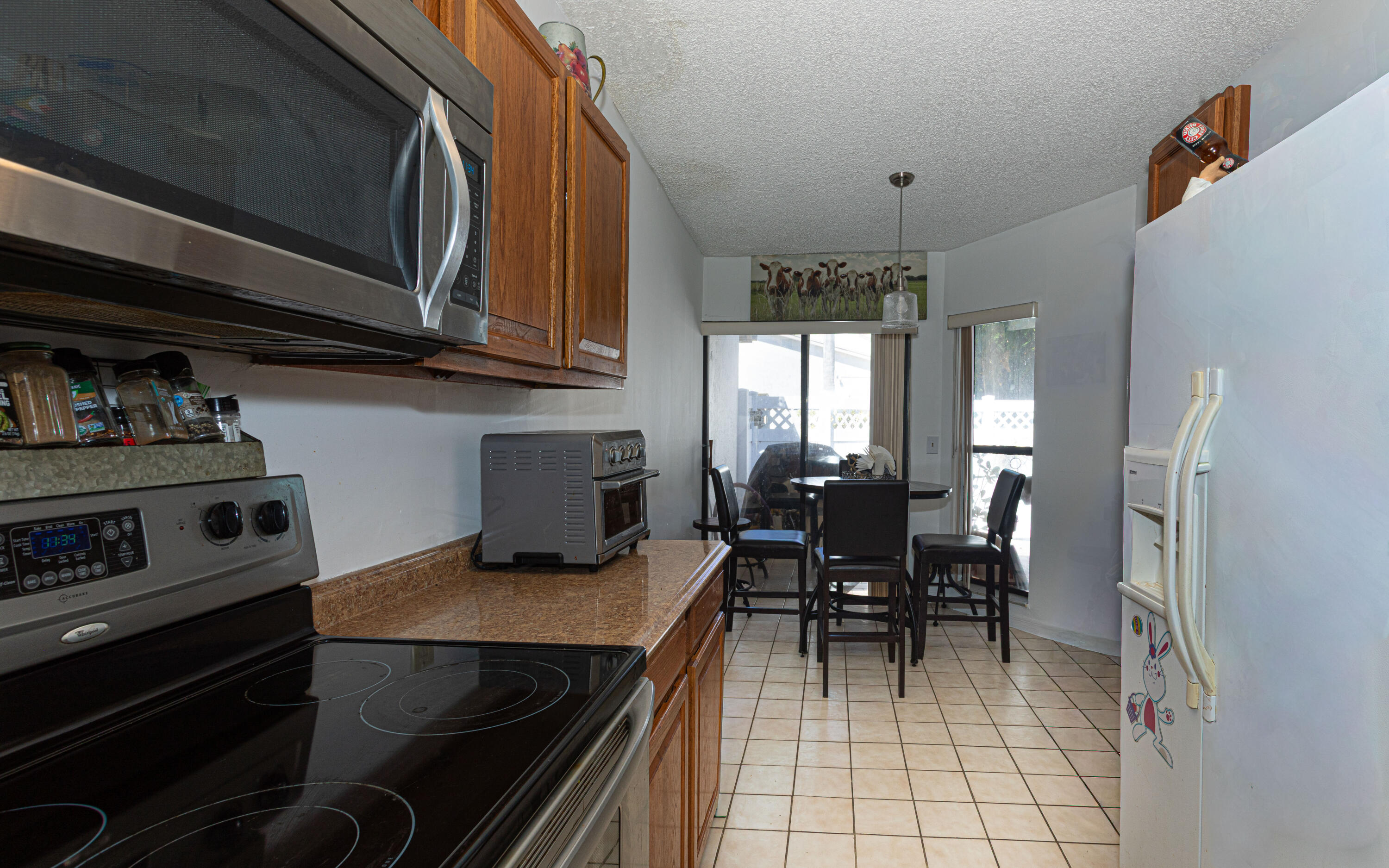 CANARY PALM CLUB - Residential