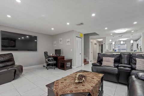 MLS: B26083539