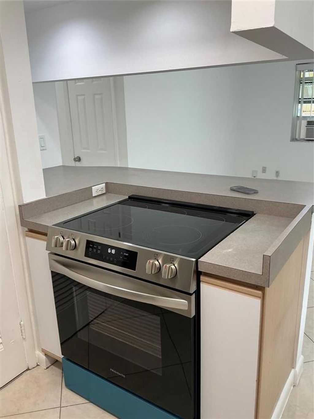 Photo of 1647 NE 12th Street, Fort Lauderdale, FL 33304 (MLS # B26043787)