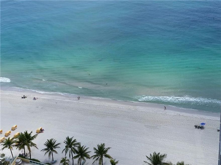 BEAUTIFUL HIGH-RISE "PLAYA DEL MAR' LIKE A PRIVATE RESORT," LARGE BEACHFRONT 400' ON FT. LAUDERDALE BEACH. FULL AMENITIES LOBBY DESK CONCIERGE, GYMS, LAP SIZE POOL, OCEAN ROOM, MOVIE & INTERNET ROOM. THIS LARGE CONDO WITH WASHER/DRYER, IMPACT WINDOWS, GARAGE PARKING. WALK TO STARBUCKS, MANY GREAT RESTAURANTS, SHOPPING,