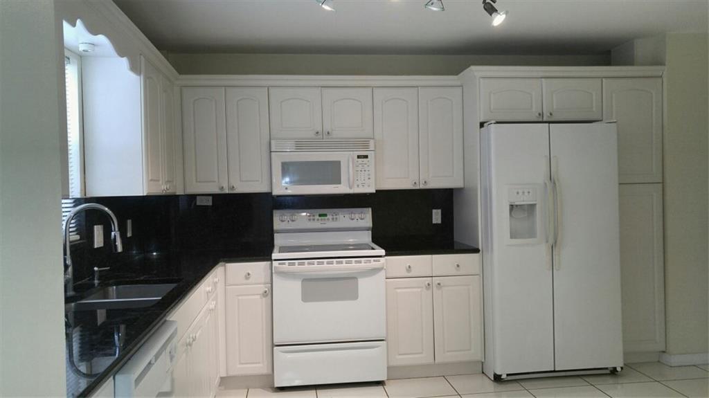 Playa Del Mar Condo - Residential Lease