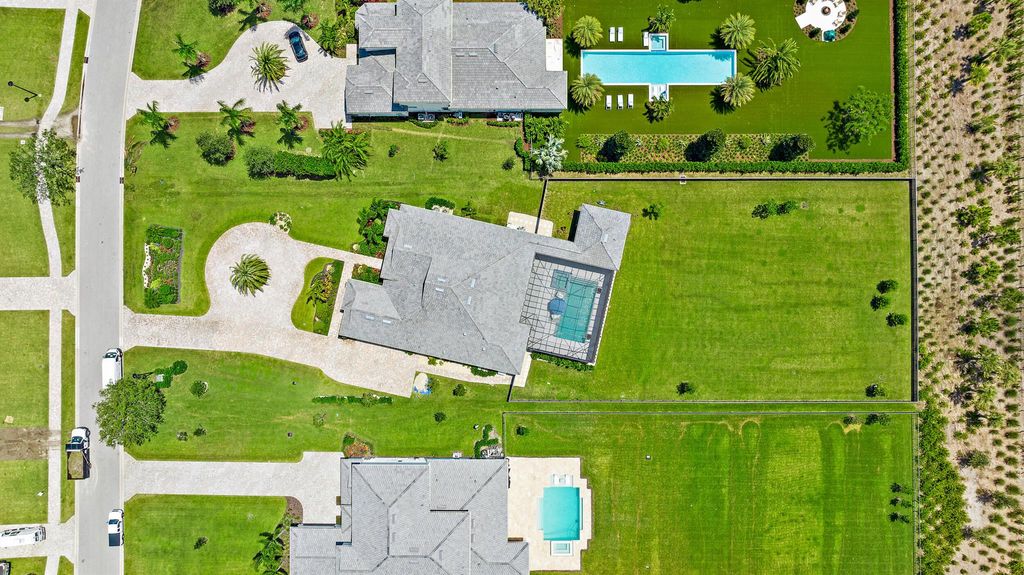 Photo of 20181 SE Bridgewater Drive, Jupiter, FL 33458 (MLS # R10934560)