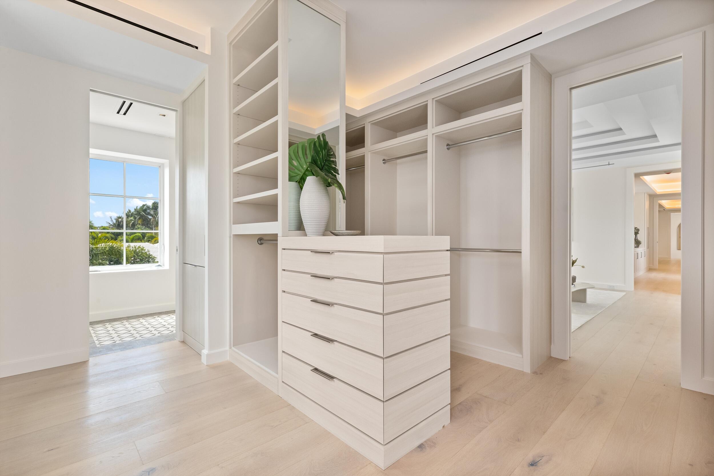 EAST SHORE - Residential