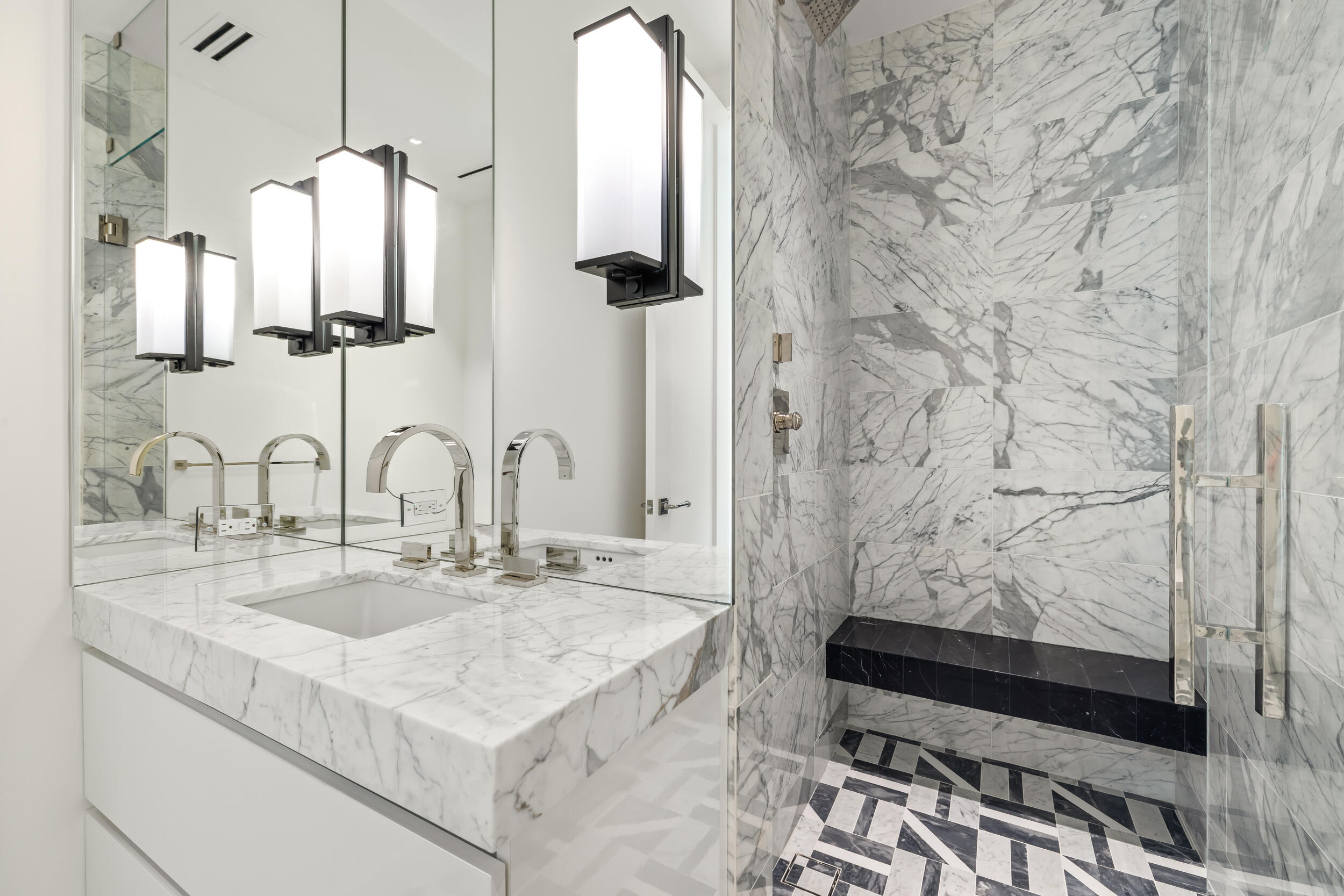 EAST SHORE - Residential