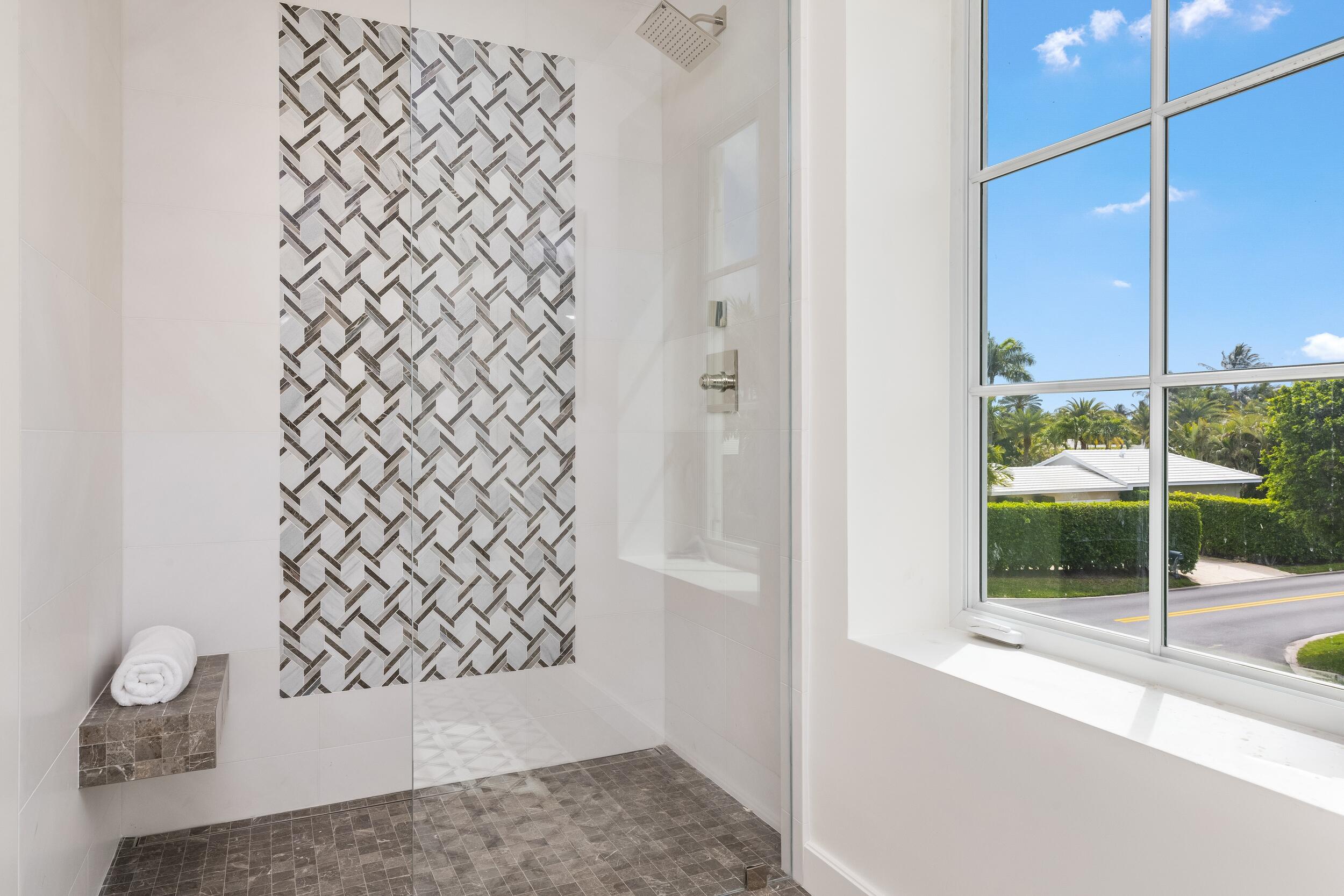 EAST SHORE - Residential
