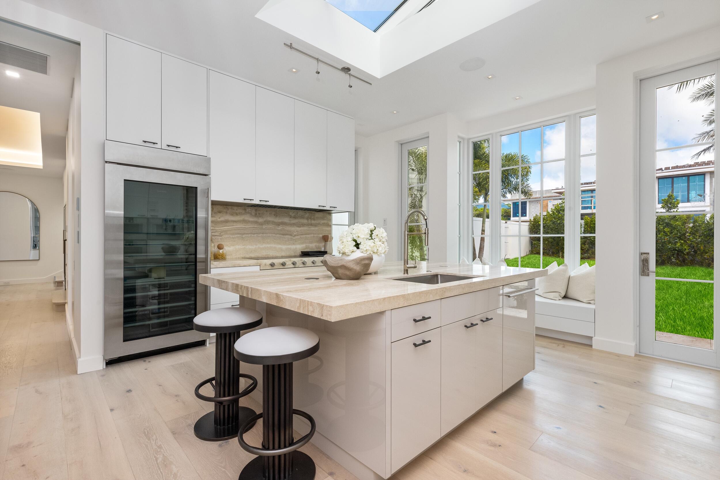 EAST SHORE - Residential
