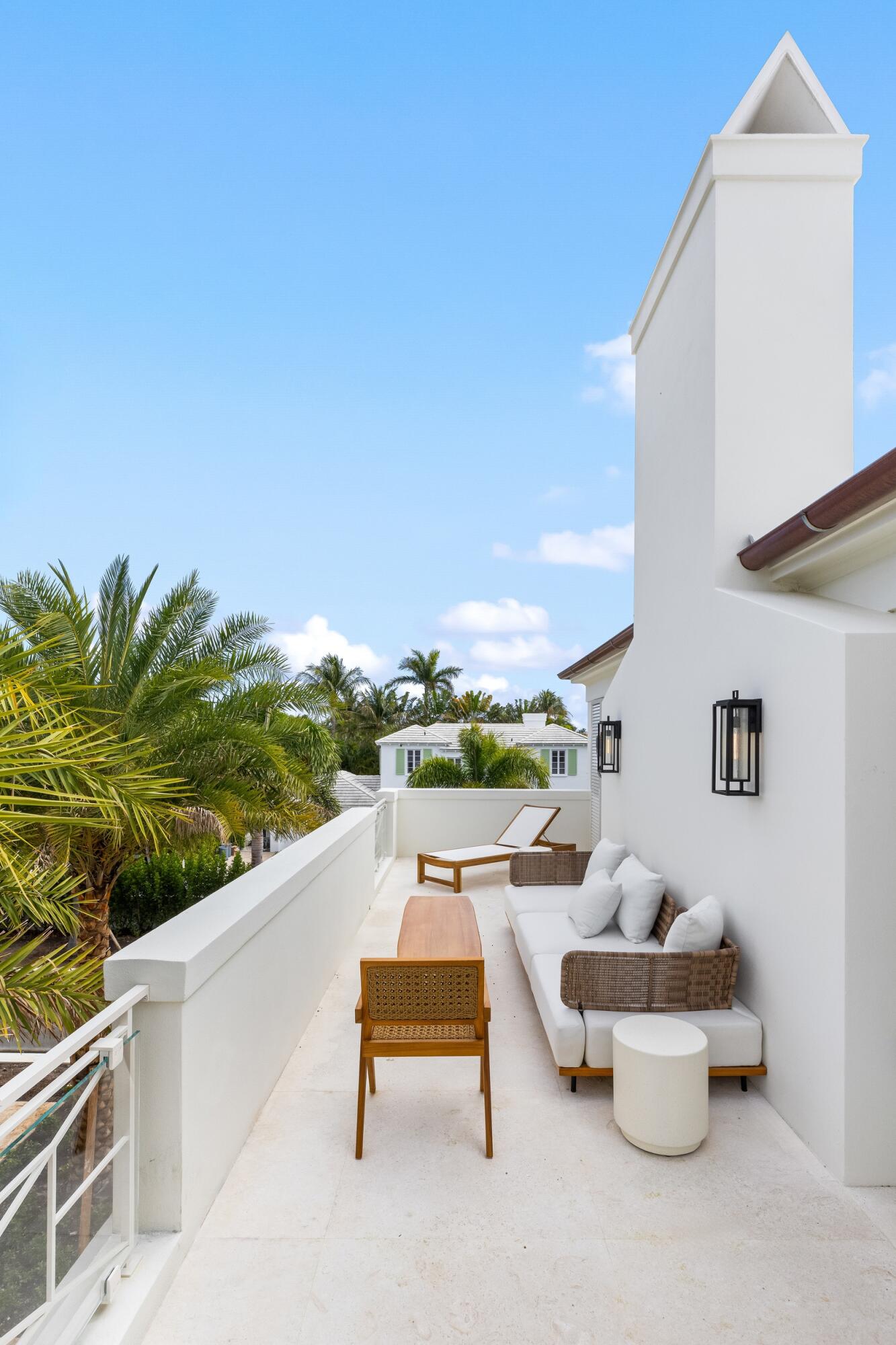 EAST SHORE - Residential
