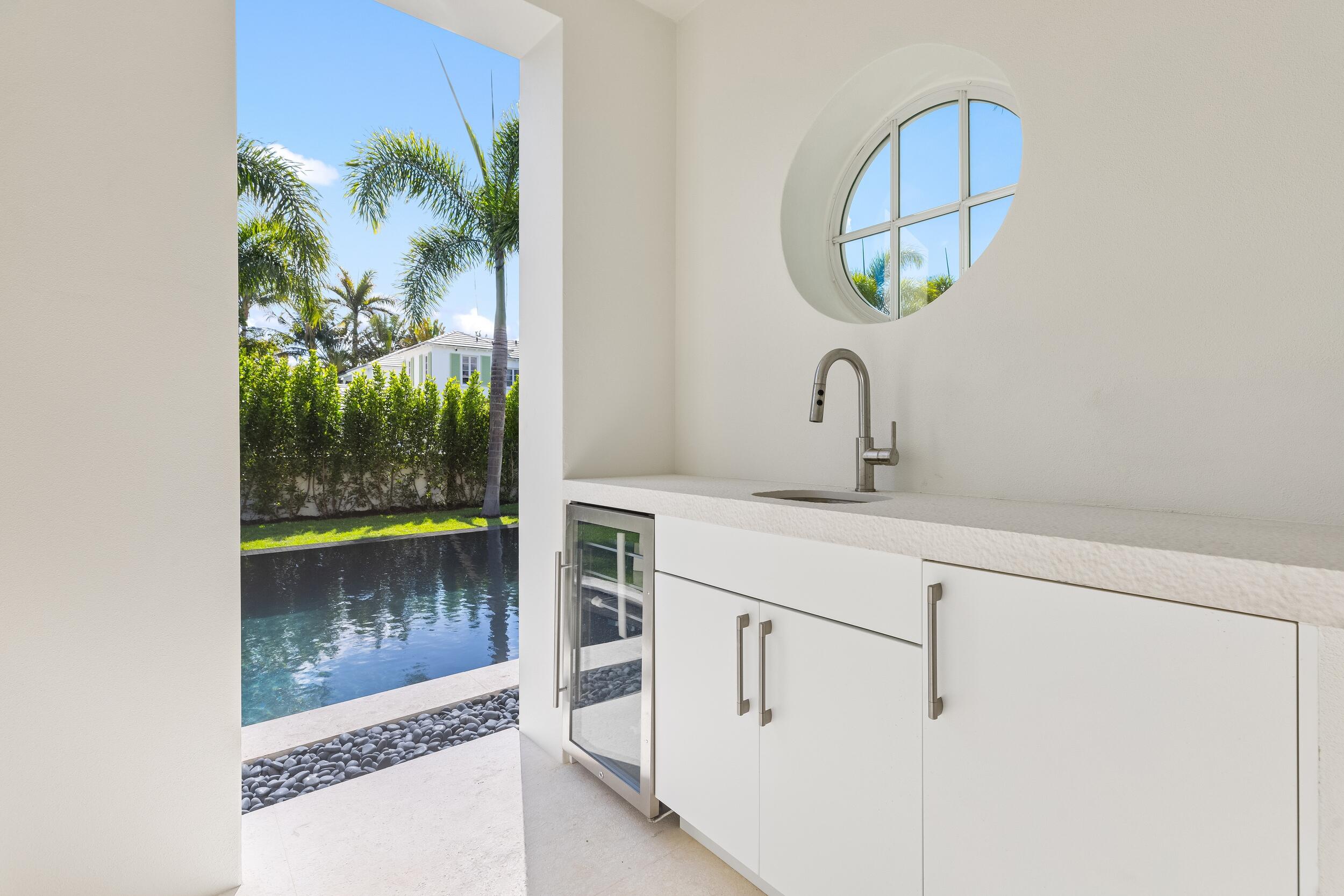 EAST SHORE - Residential