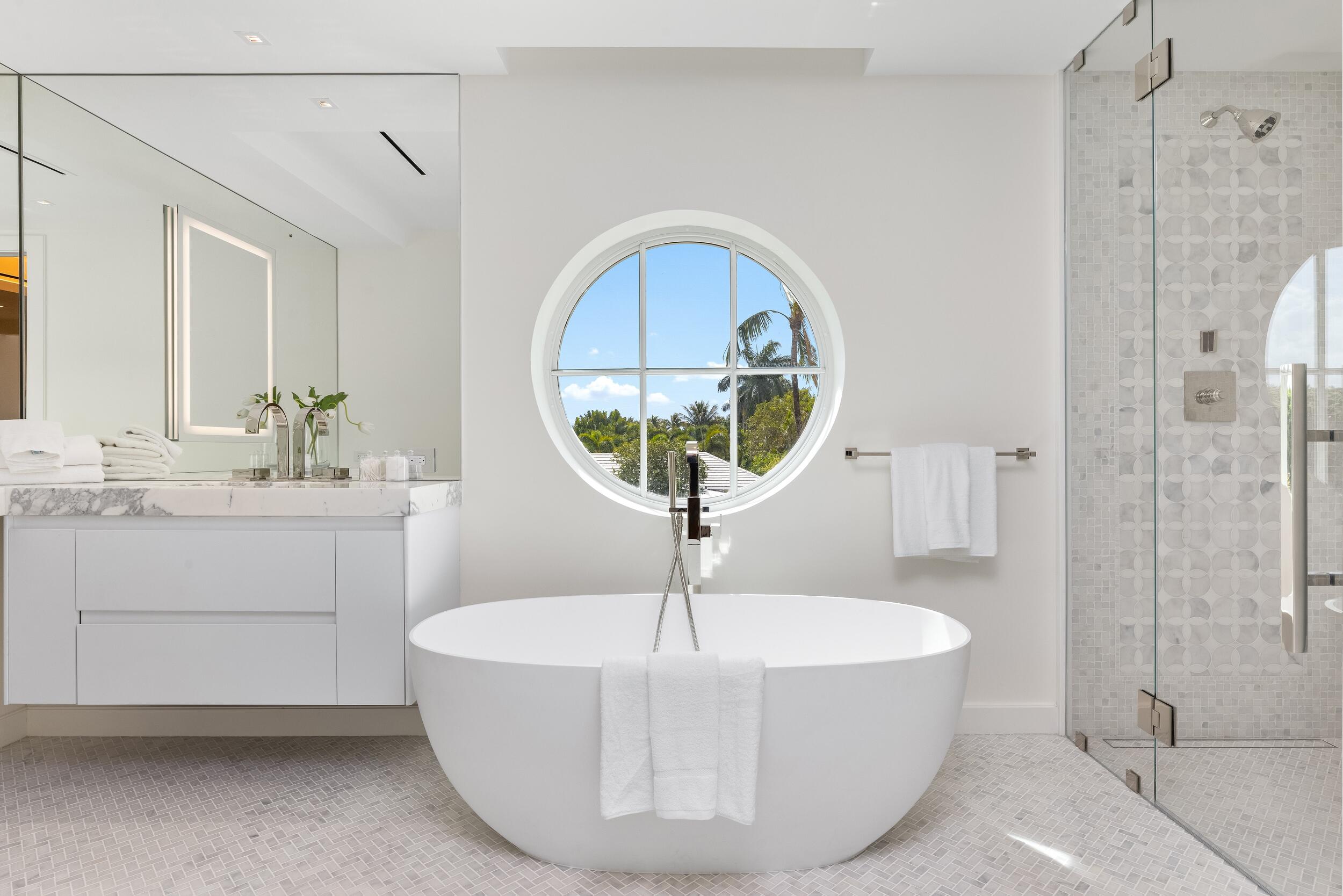 EAST SHORE - Residential