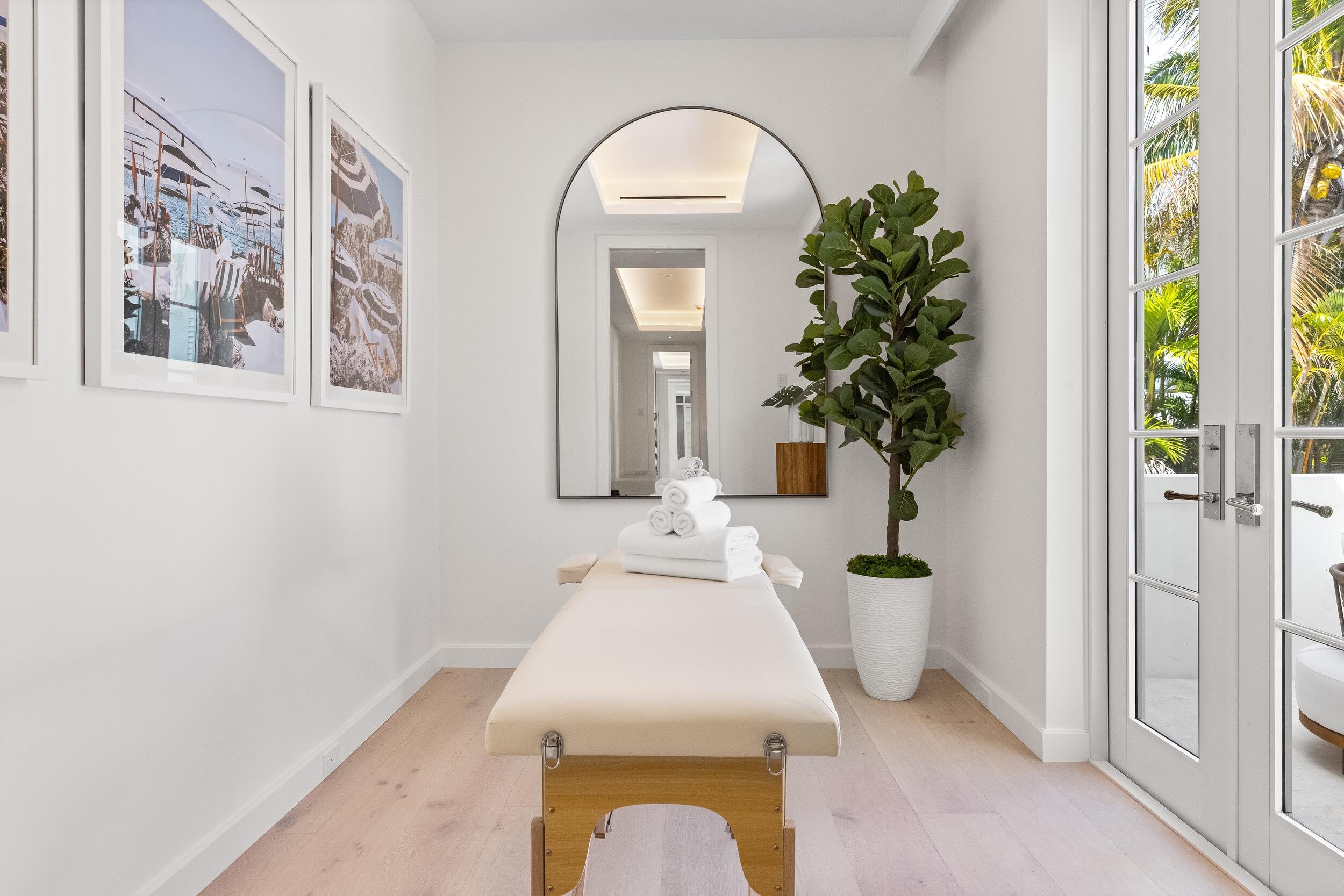 EAST SHORE - Residential