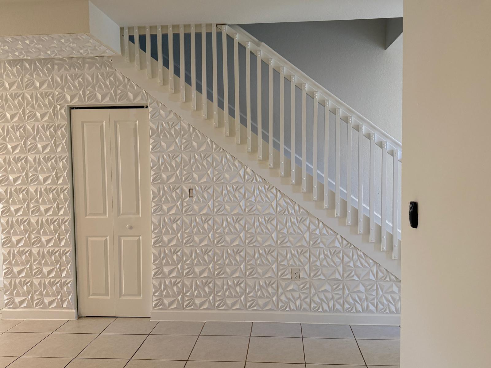 View photos, virtual tours, details... 2739 SE 17th Street