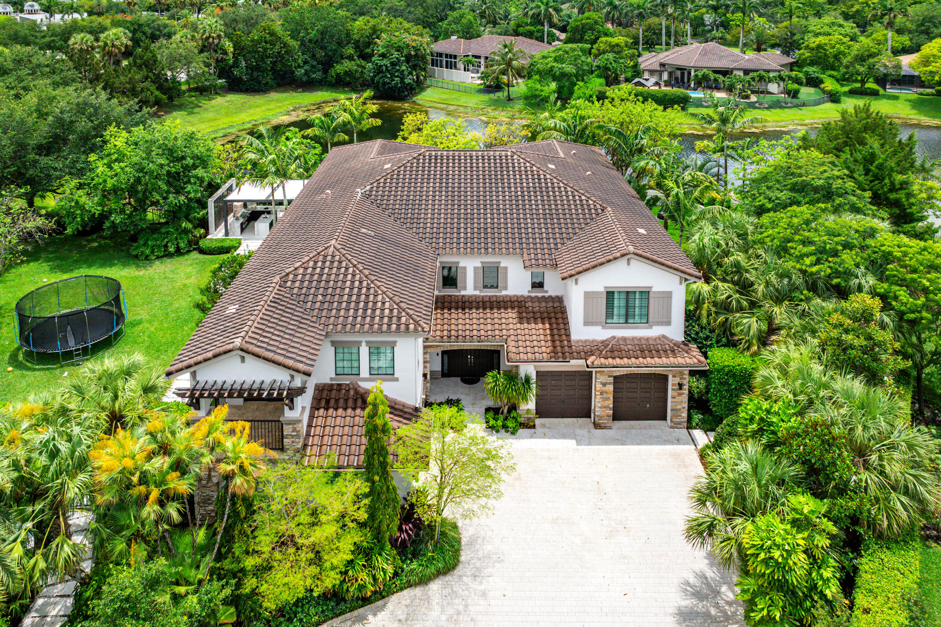 PARKLAND GOLF & COUNTRY CLUB - Residential