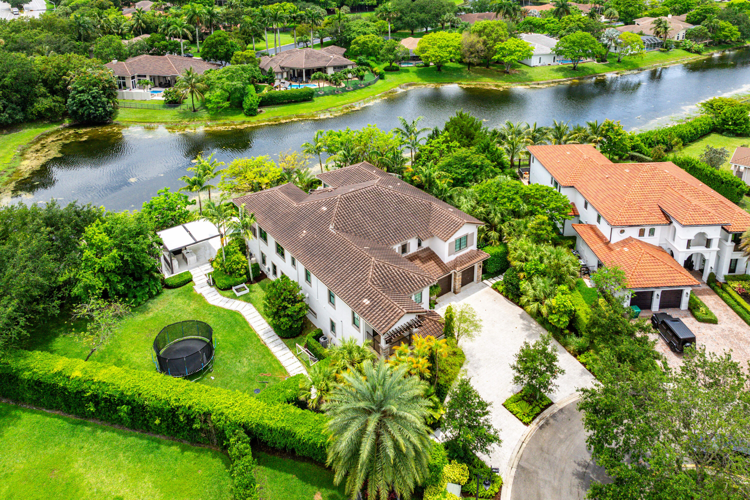 PARKLAND GOLF & COUNTRY CLUB - Residential