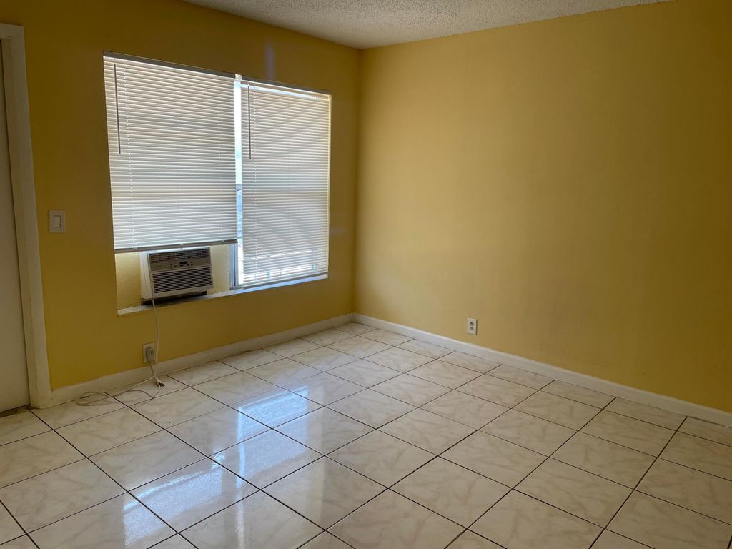 Photo of 914 4th Street #3, West Palm Beach, FL 33401 (MLS # B26014020)