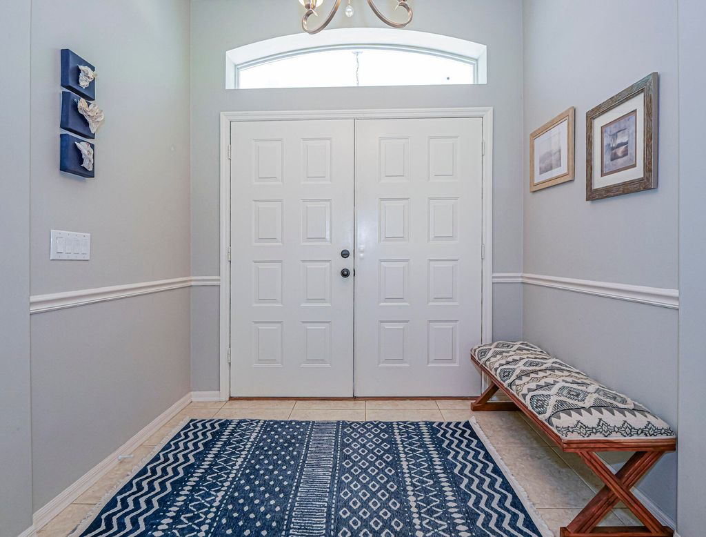 Photo of 735 23rd Avenue, Vero Beach, FL 32962 (MLS # B26016634)