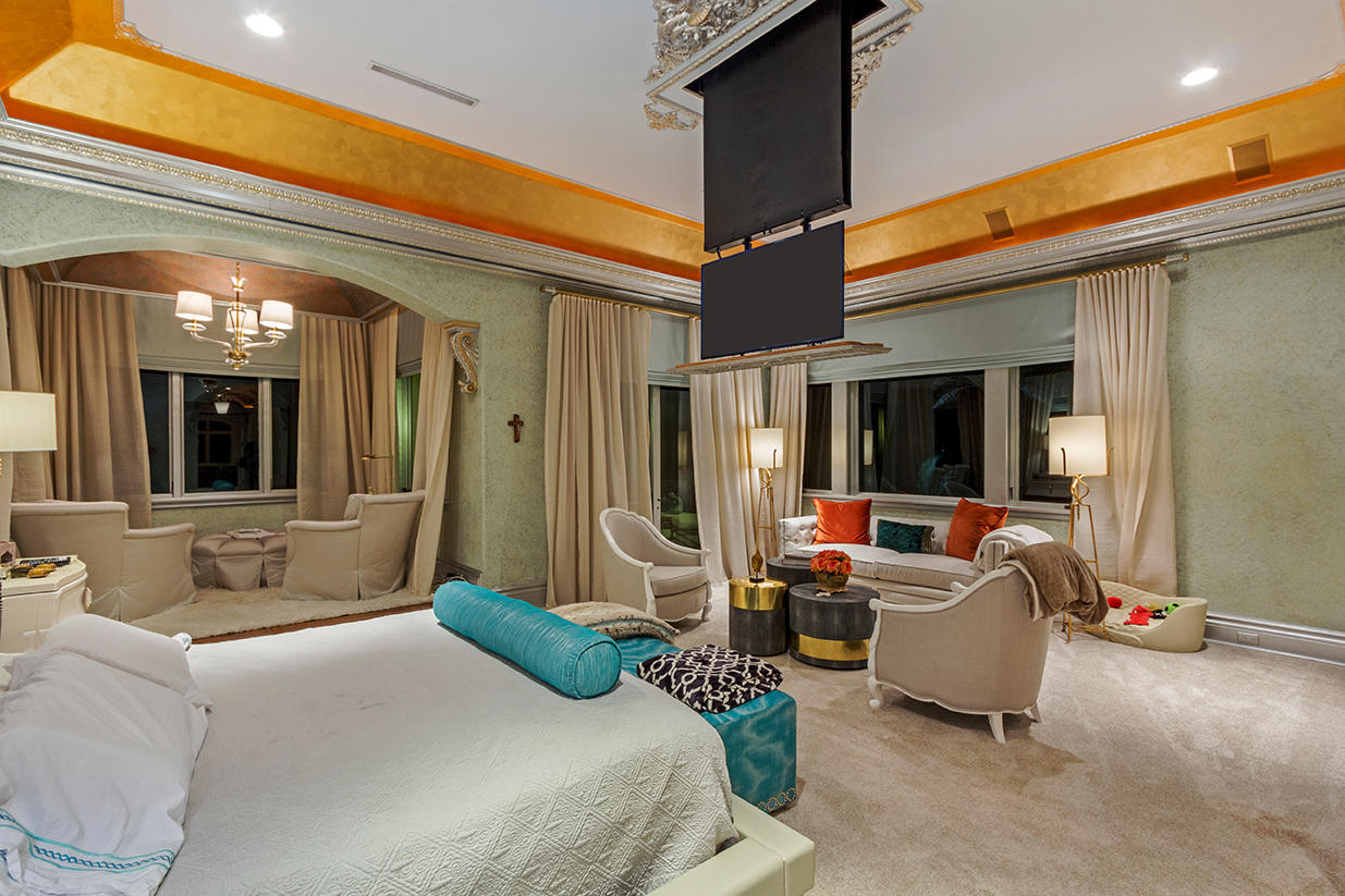 HILLSBORO SHORES SEC A - Residential