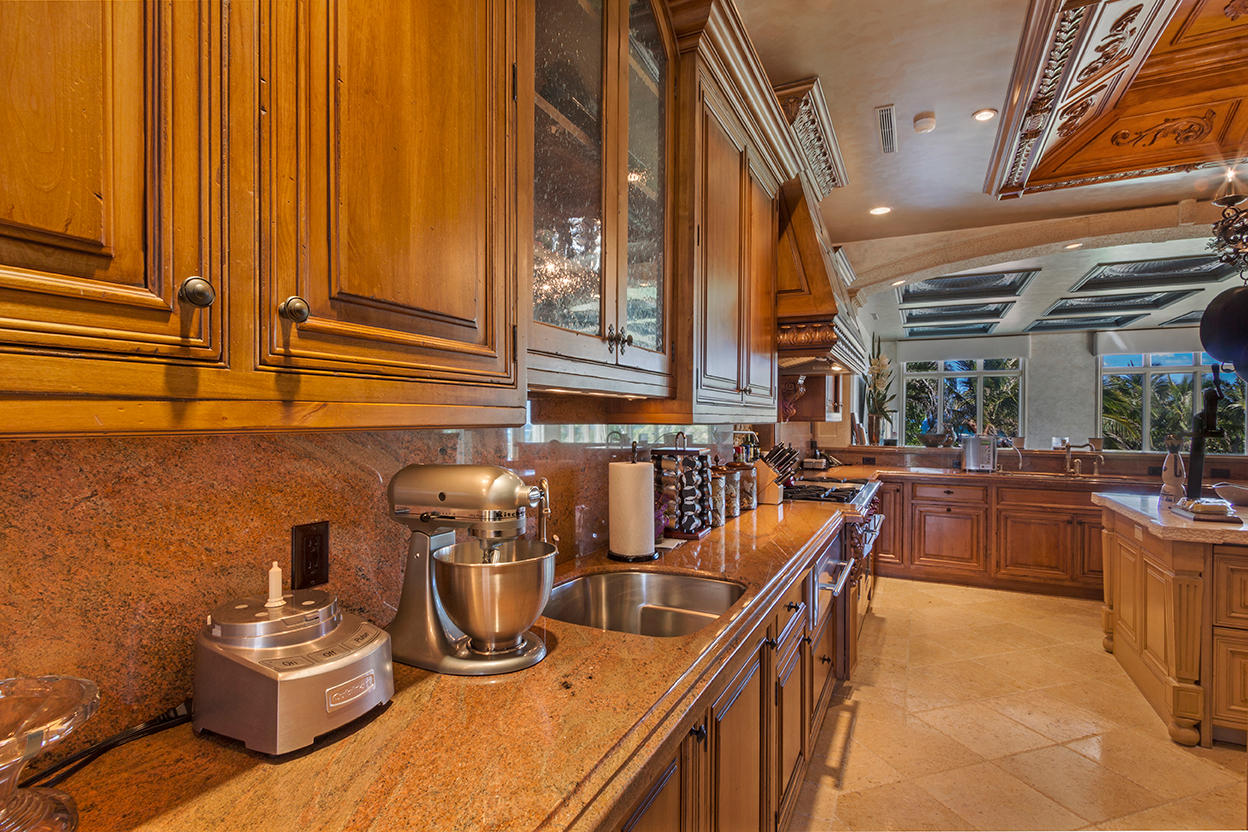 HILLSBORO SHORES SEC A - Residential