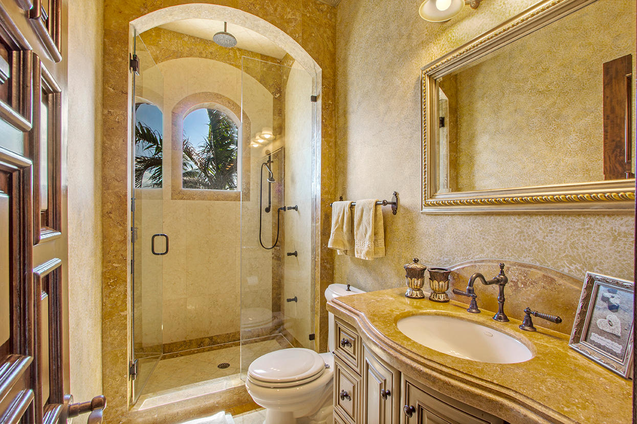 HILLSBORO SHORES SEC A - Residential