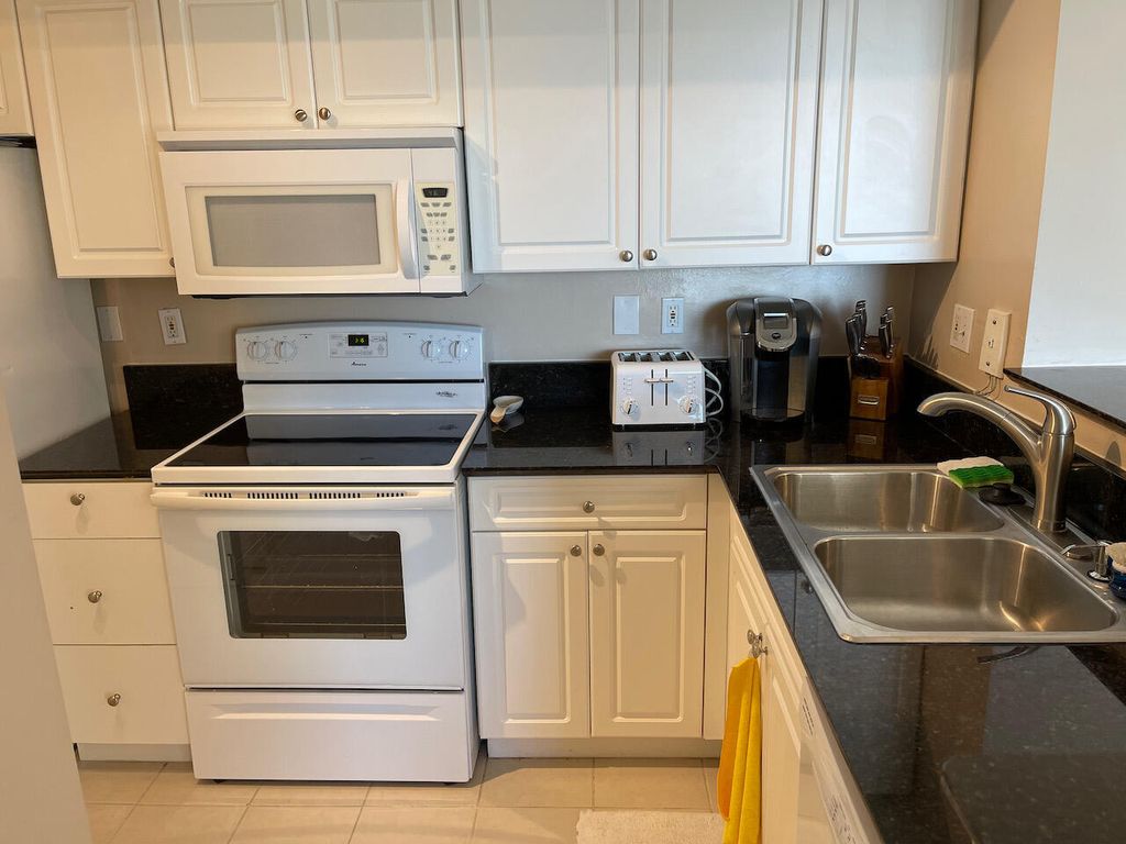 Photo of 651 Okeechobee Boulevard #501, West Palm Beach, FL 33401 (MLS # B26022726)