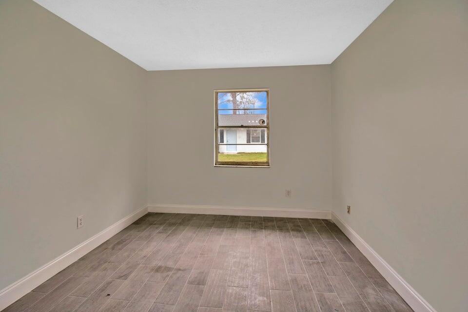 GREENACRES 2 - Residential Lease