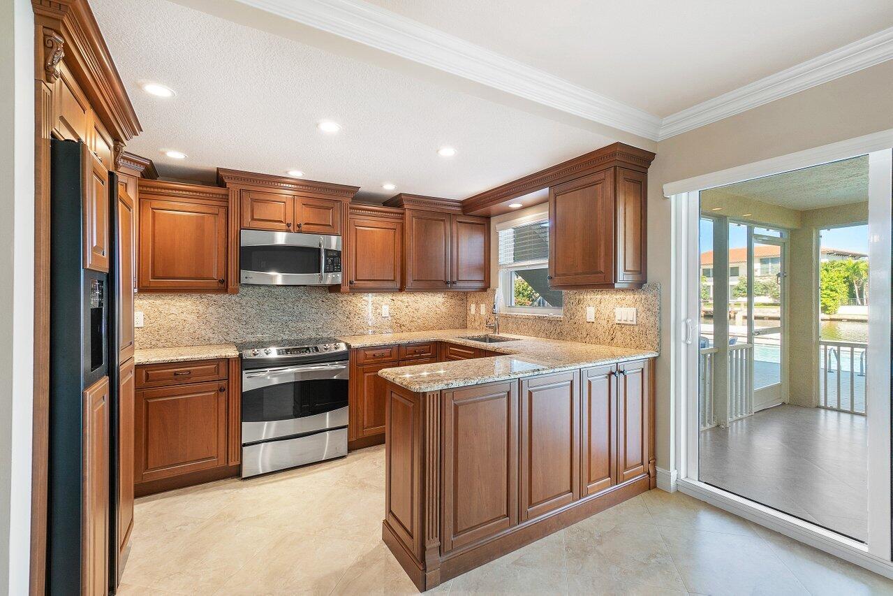 BEL LIDO ESTATES CONDO - Residential Income