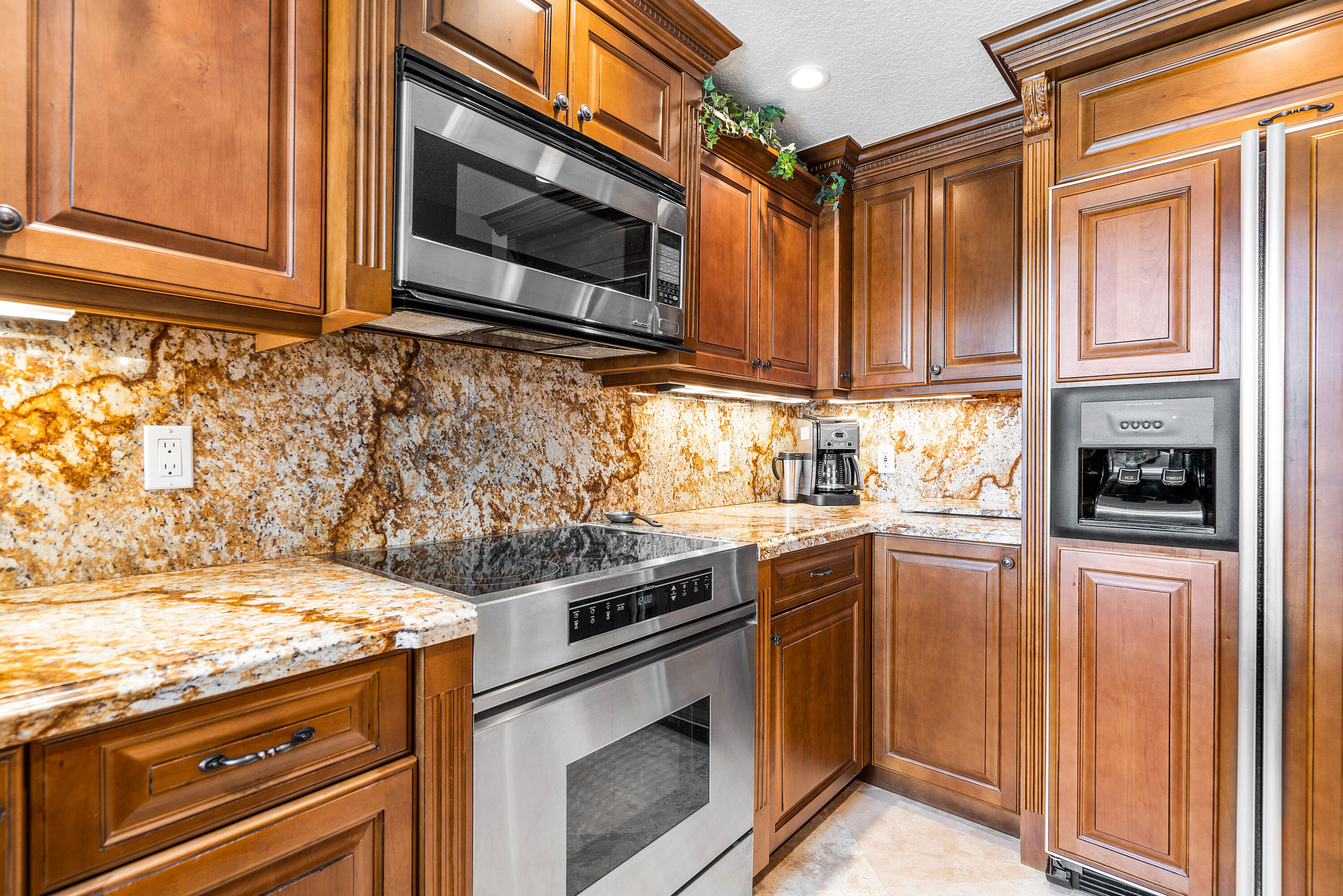 BEL LIDO ESTATES CONDO - Residential Income