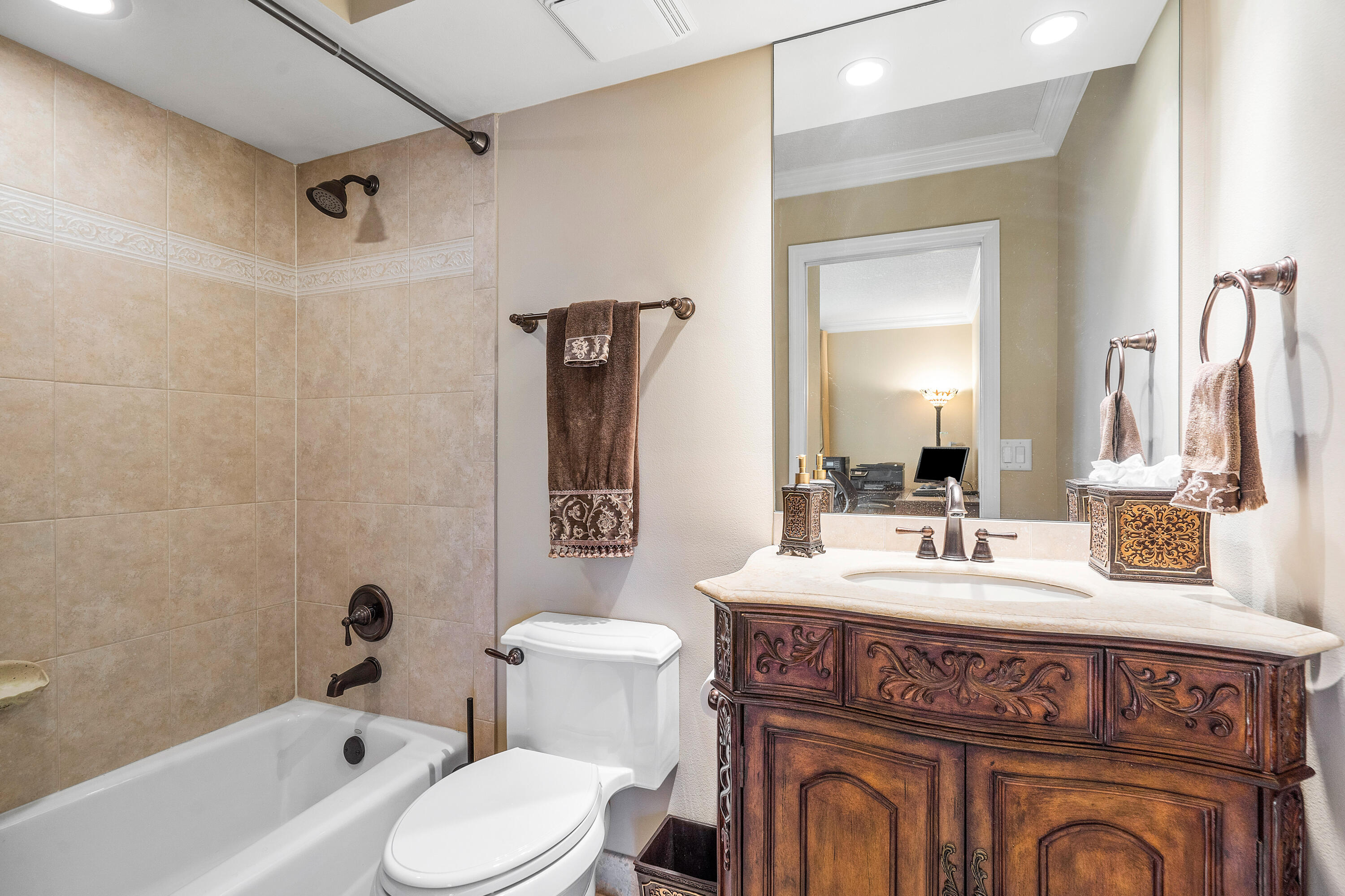 BEL LIDO ESTATES CONDO - Residential Income