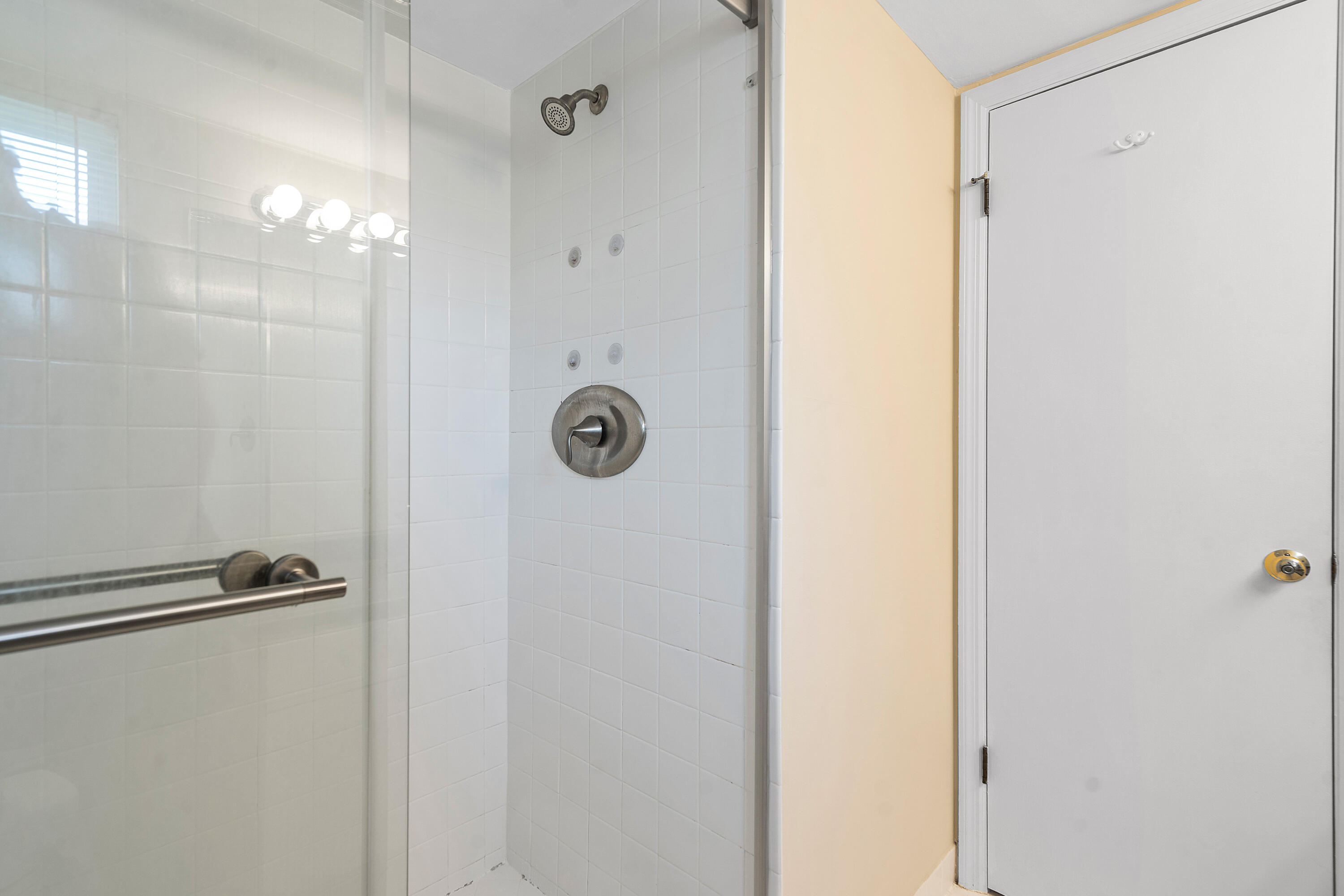 BEL LIDO ESTATES CONDO - Residential Income