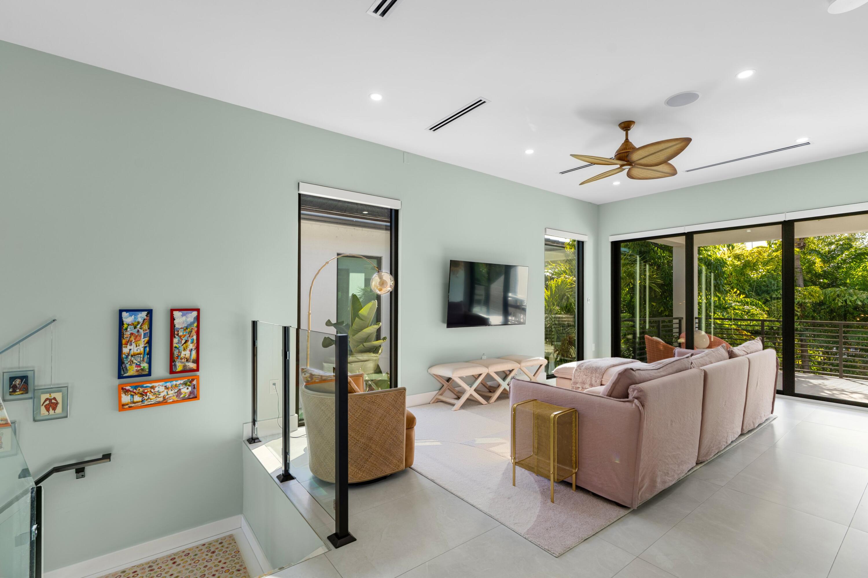 LA HACIENDA DELRAY - Residential