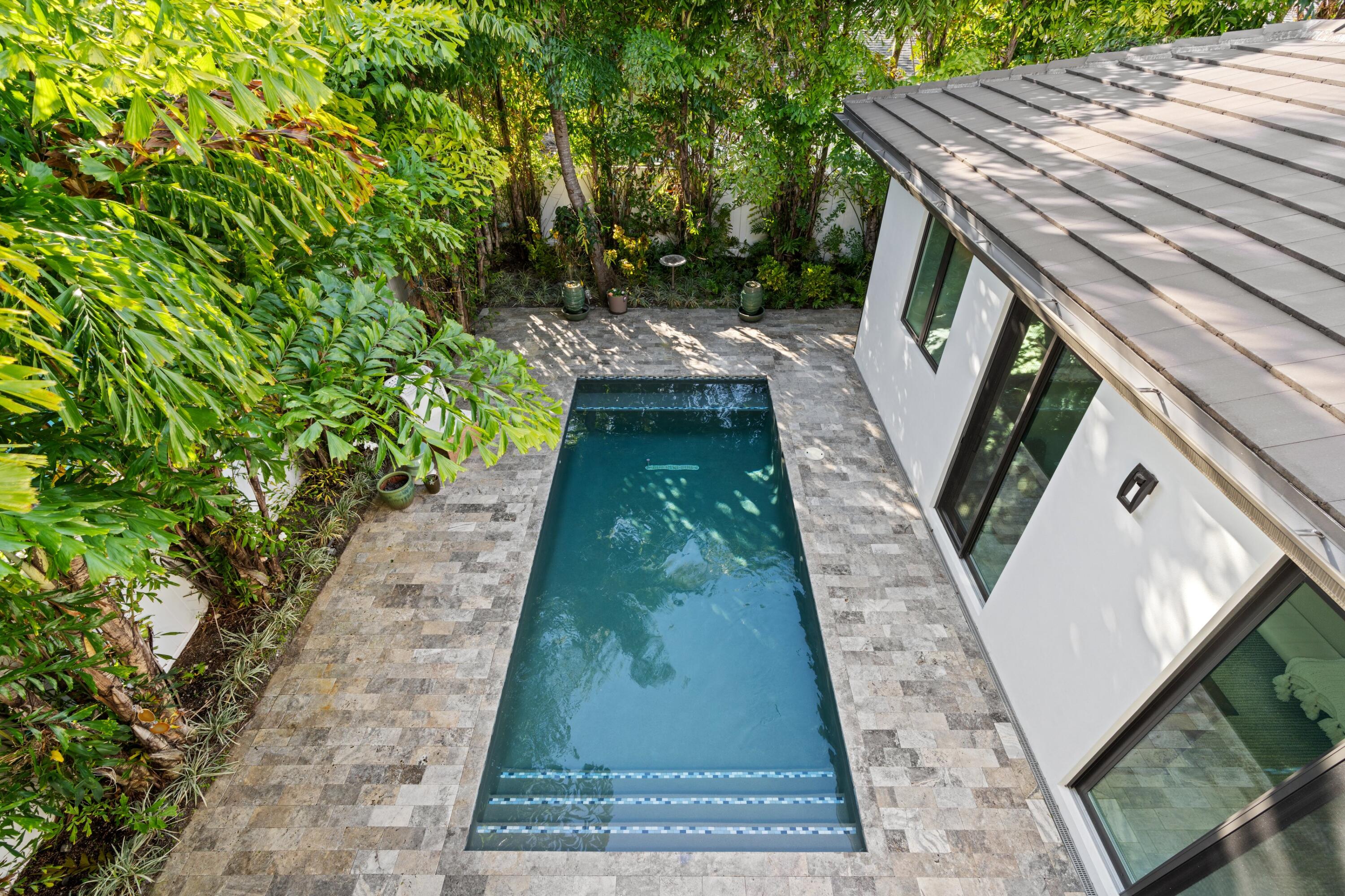 LA HACIENDA DELRAY - Residential