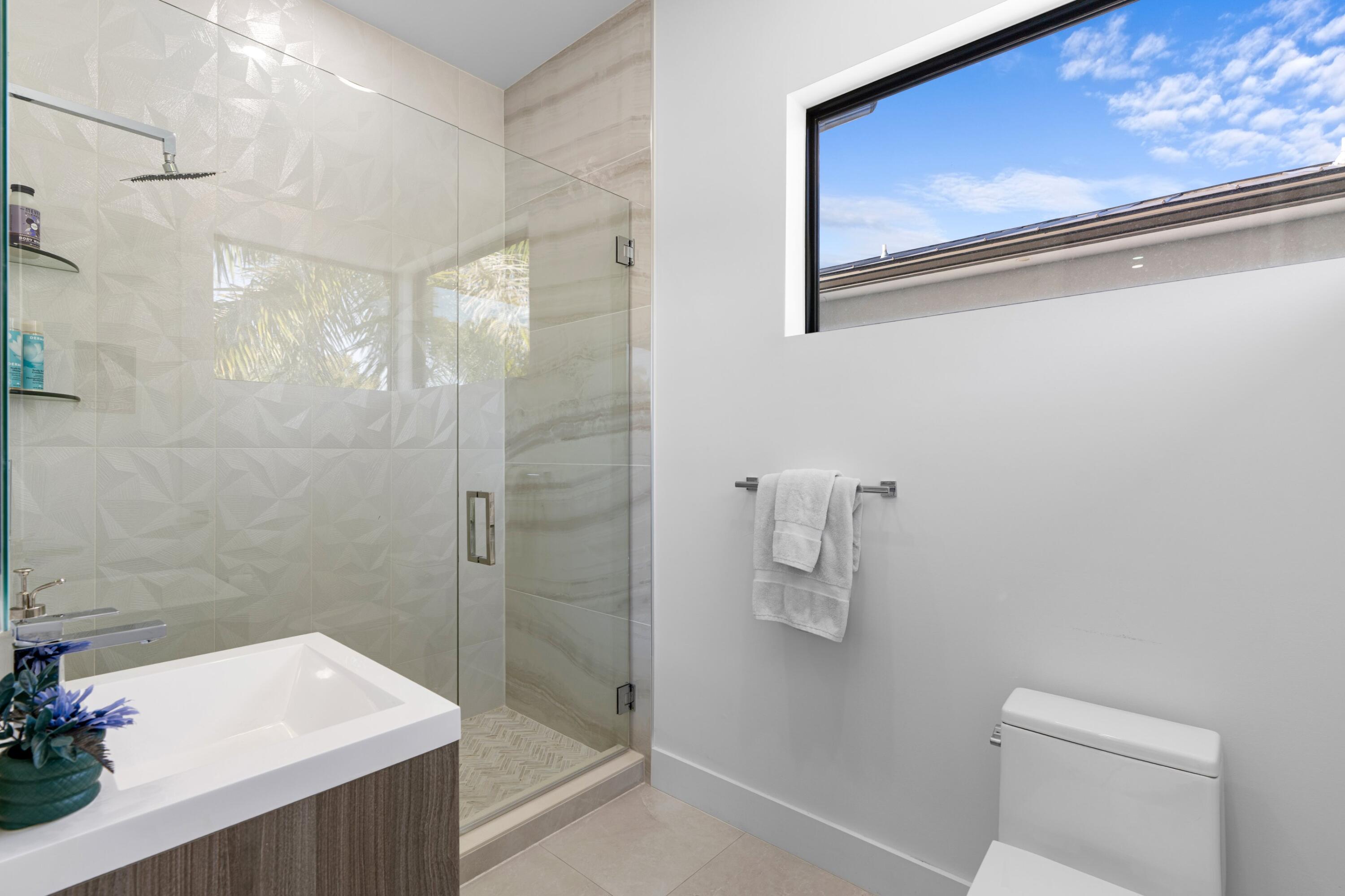 LA HACIENDA DELRAY - Residential