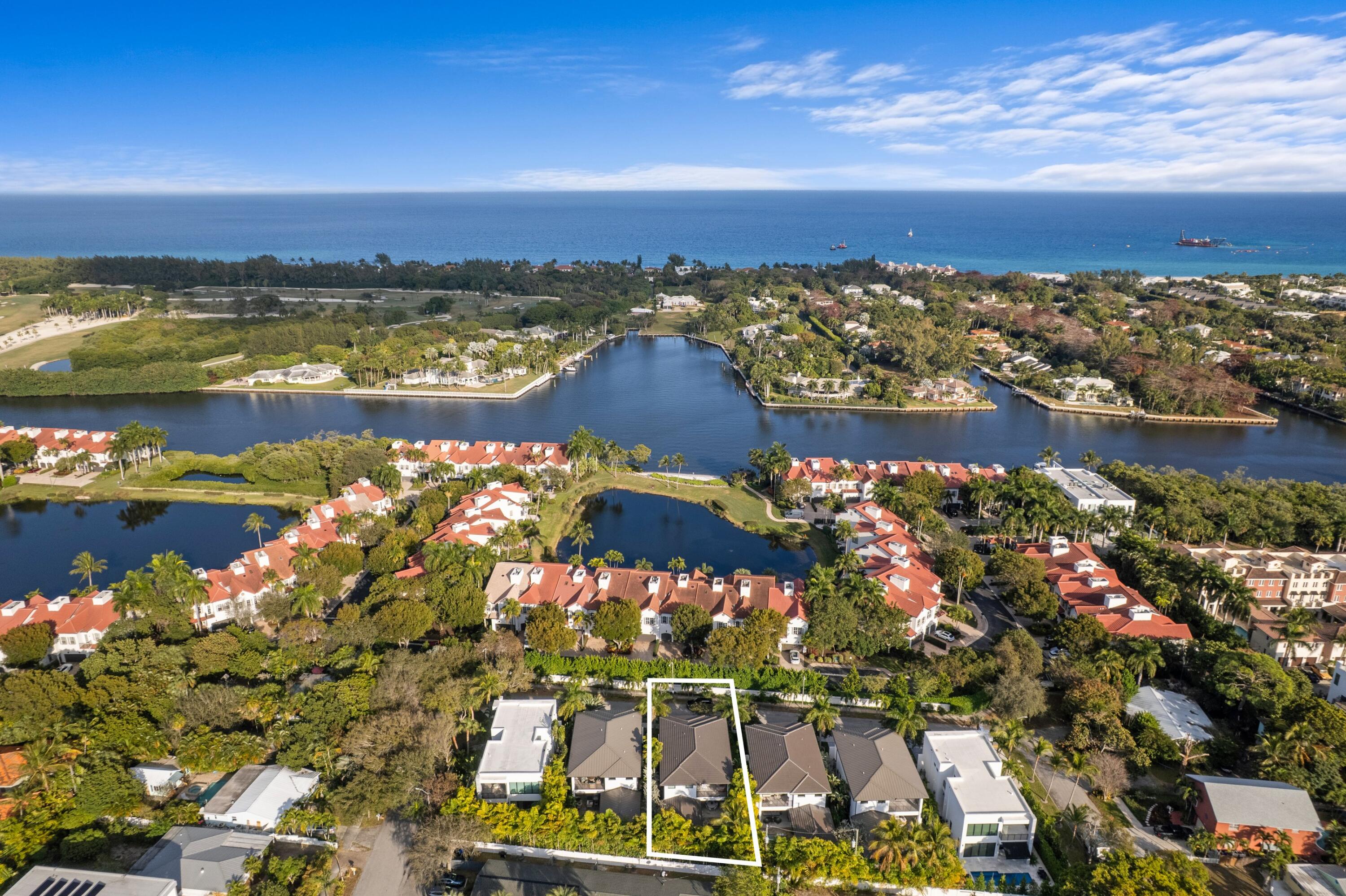 LA HACIENDA DELRAY - Residential