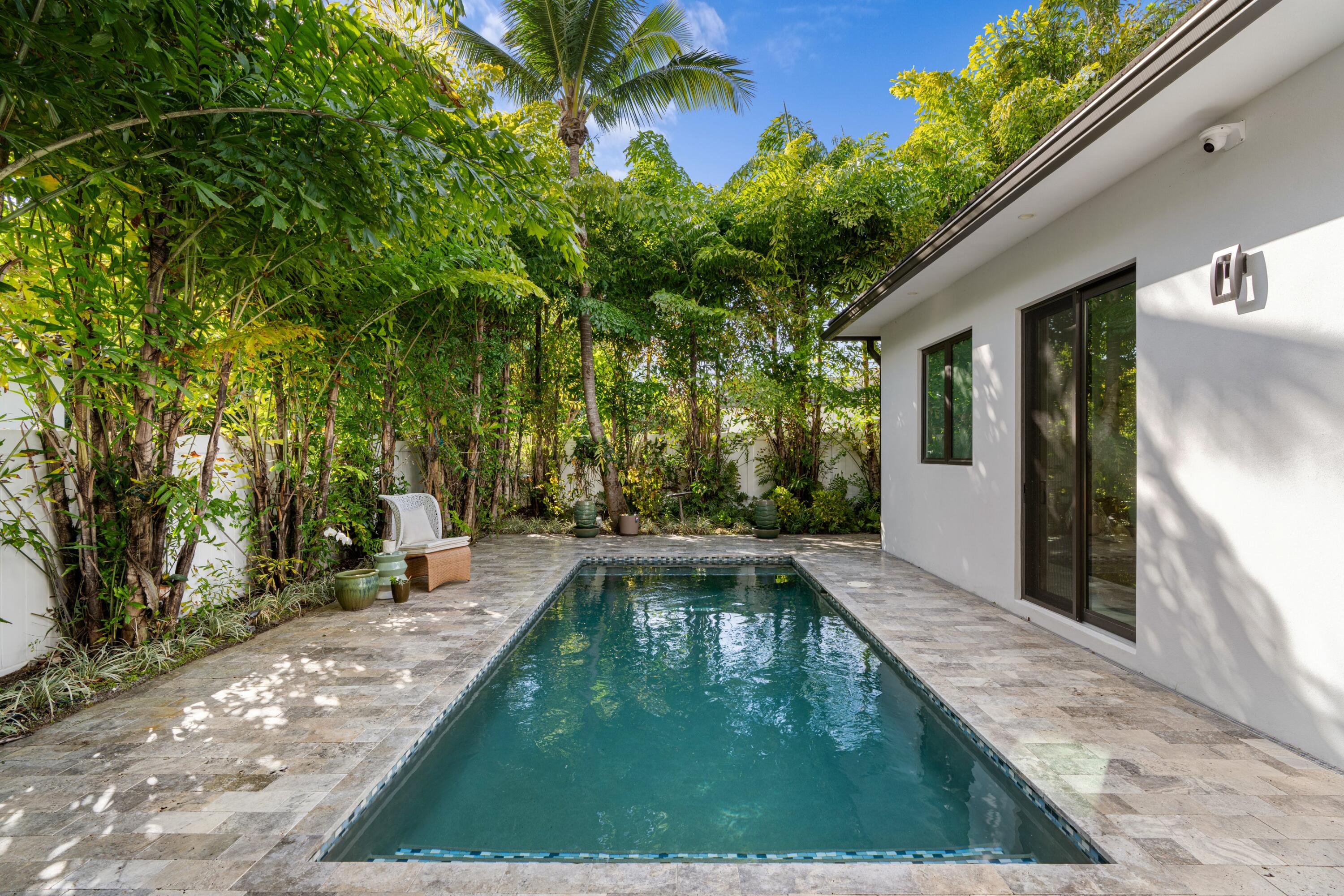 LA HACIENDA DELRAY - Residential