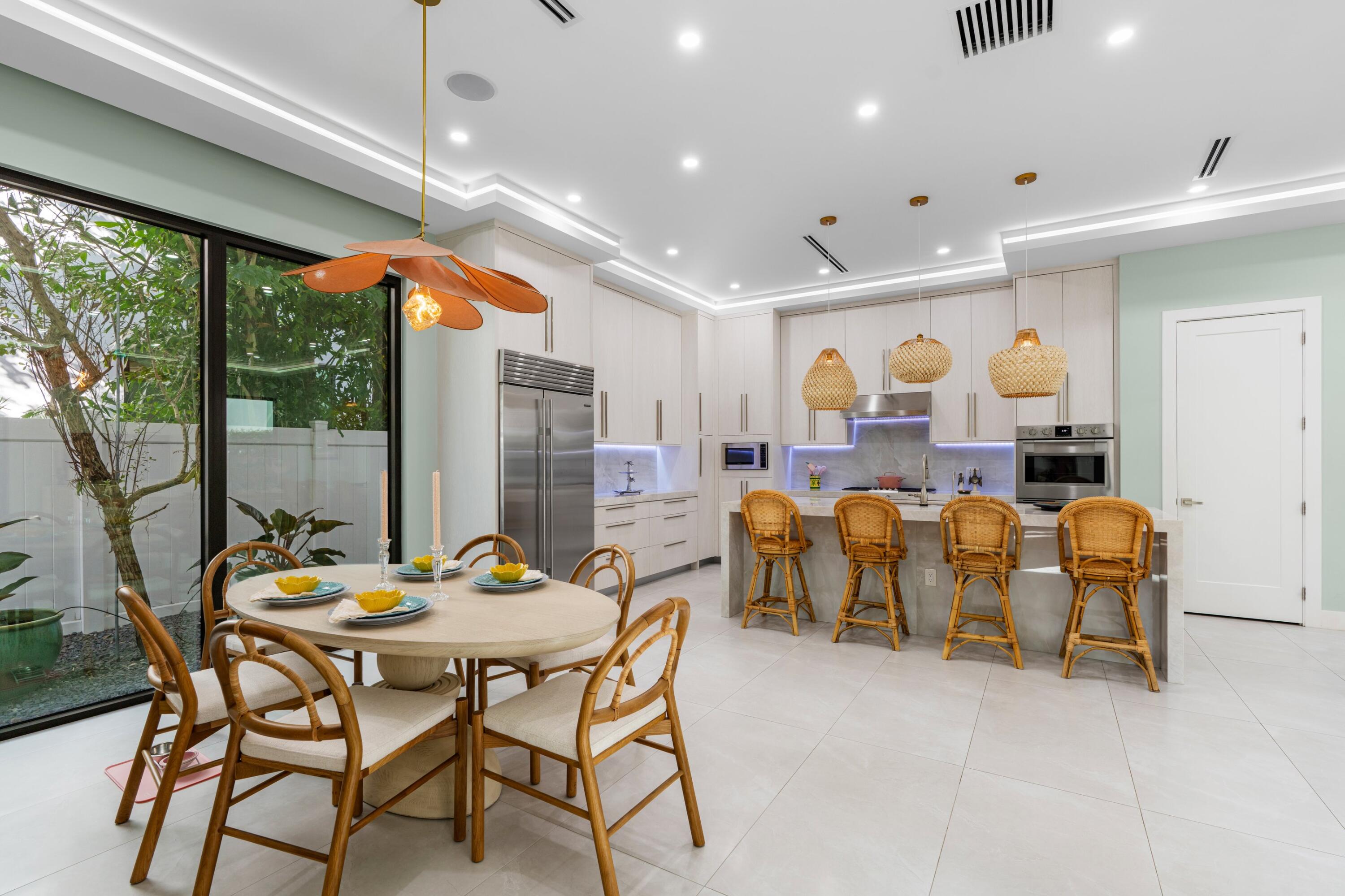 LA HACIENDA DELRAY - Residential