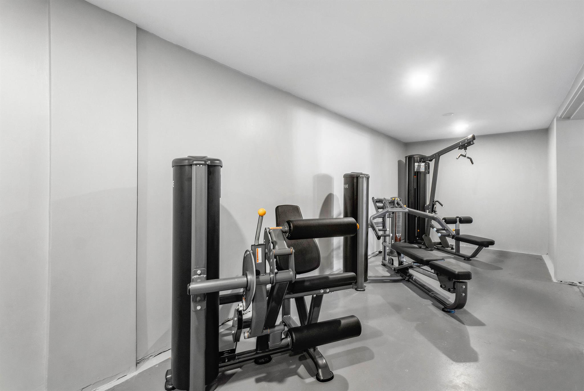 REEF CONDO - Residential