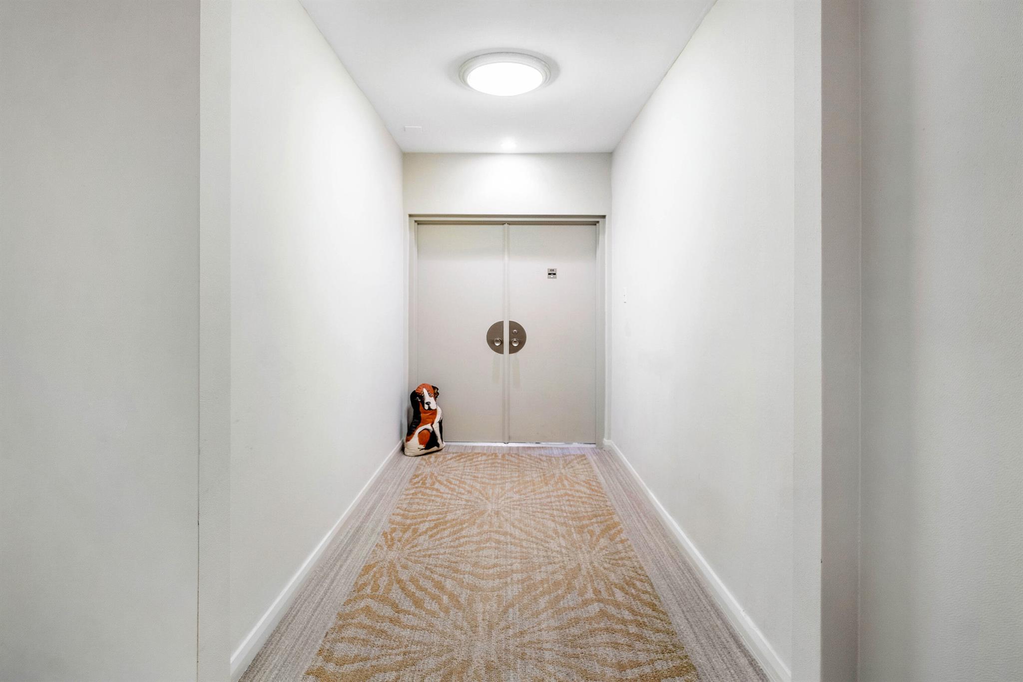 REEF CONDO - Residential