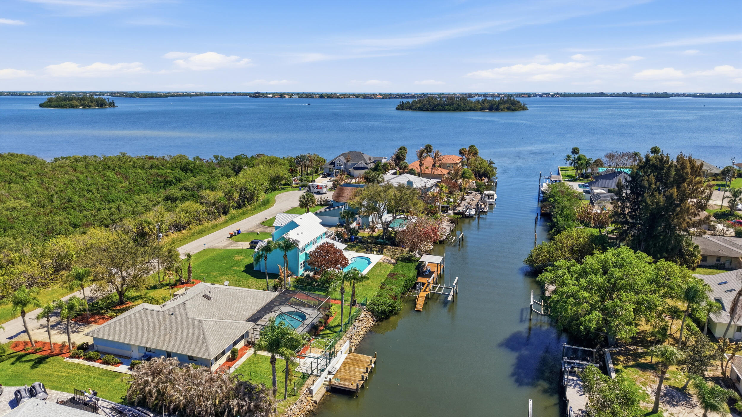 RIVER SHORES ESTATES UNIT 4 - Residential